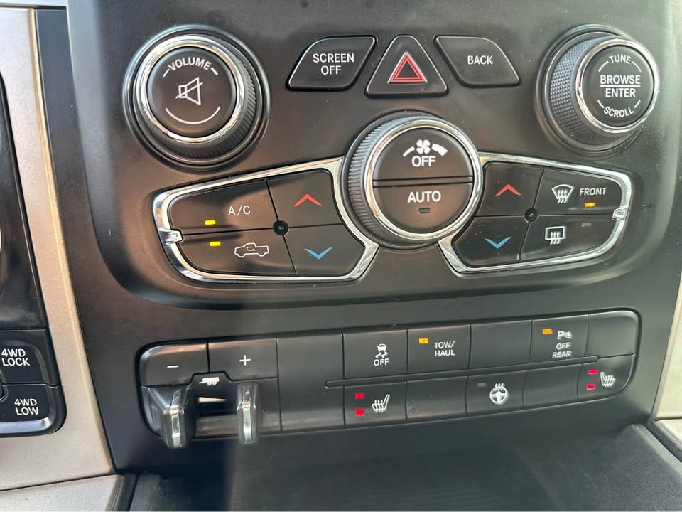 /drivenbyyouautosales/2019-Ram-1500Classic-197076317428734.jpg