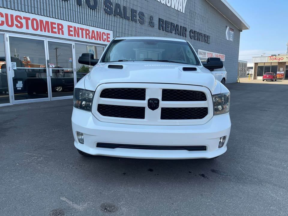 /drivenbyyouautosales/2019-Ram-1500Classic-3319076715032172.jpg