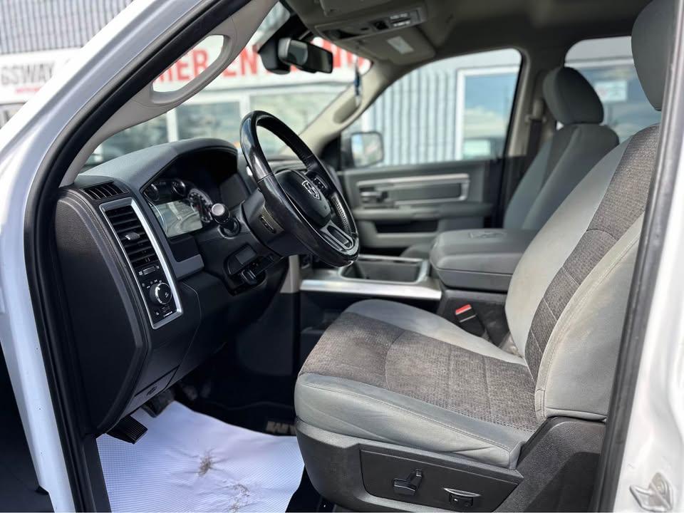 /drivenbyyouautosales/2019-Ram-1500Classic-8952620252755574.jpg