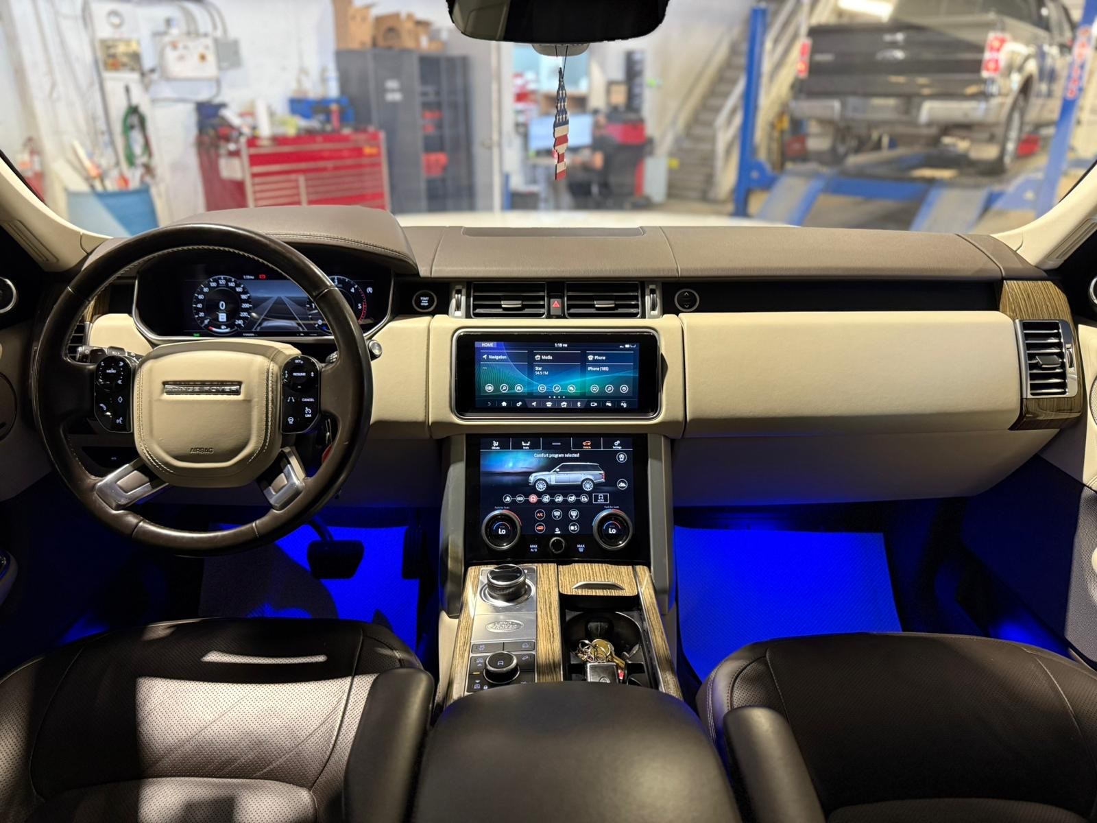 /drivenbyyouautosales/2020-LandRover-RangeRover-5980694227493075.jpg
