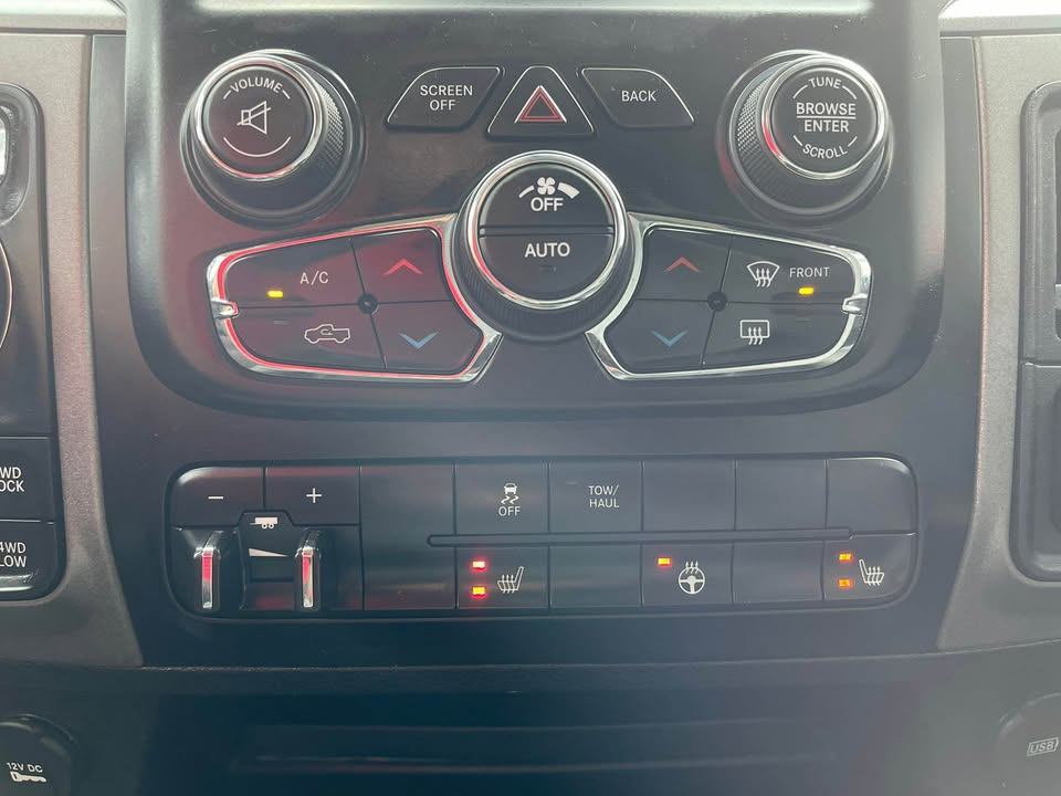 /drivenbyyouautosales/2020-Ram-1500Classic-8568763283920884.jpg
