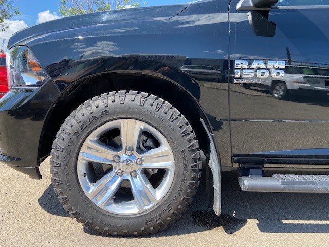 /drivenbyyouautosales/2021-Ram-1500Classic-2388976843831283.jpg