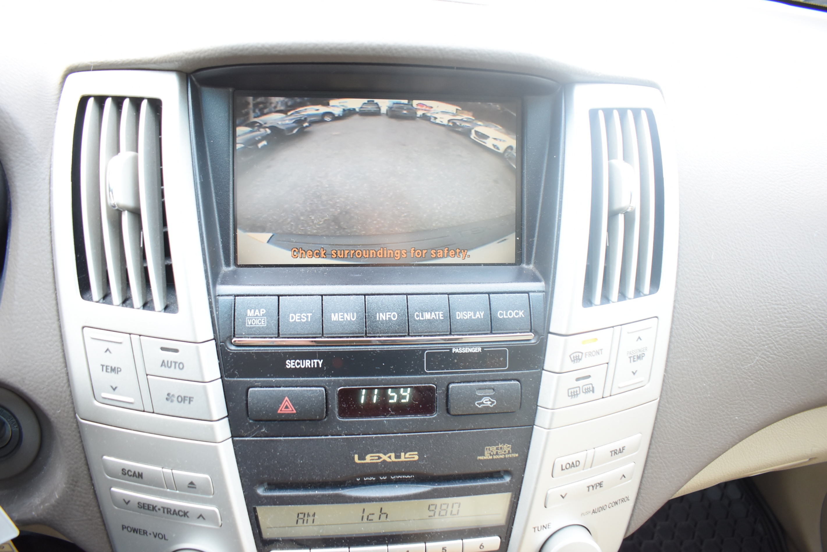 /driveonautoscanadaltd/2006-Lexus-RX330-1166000025734919.jpg