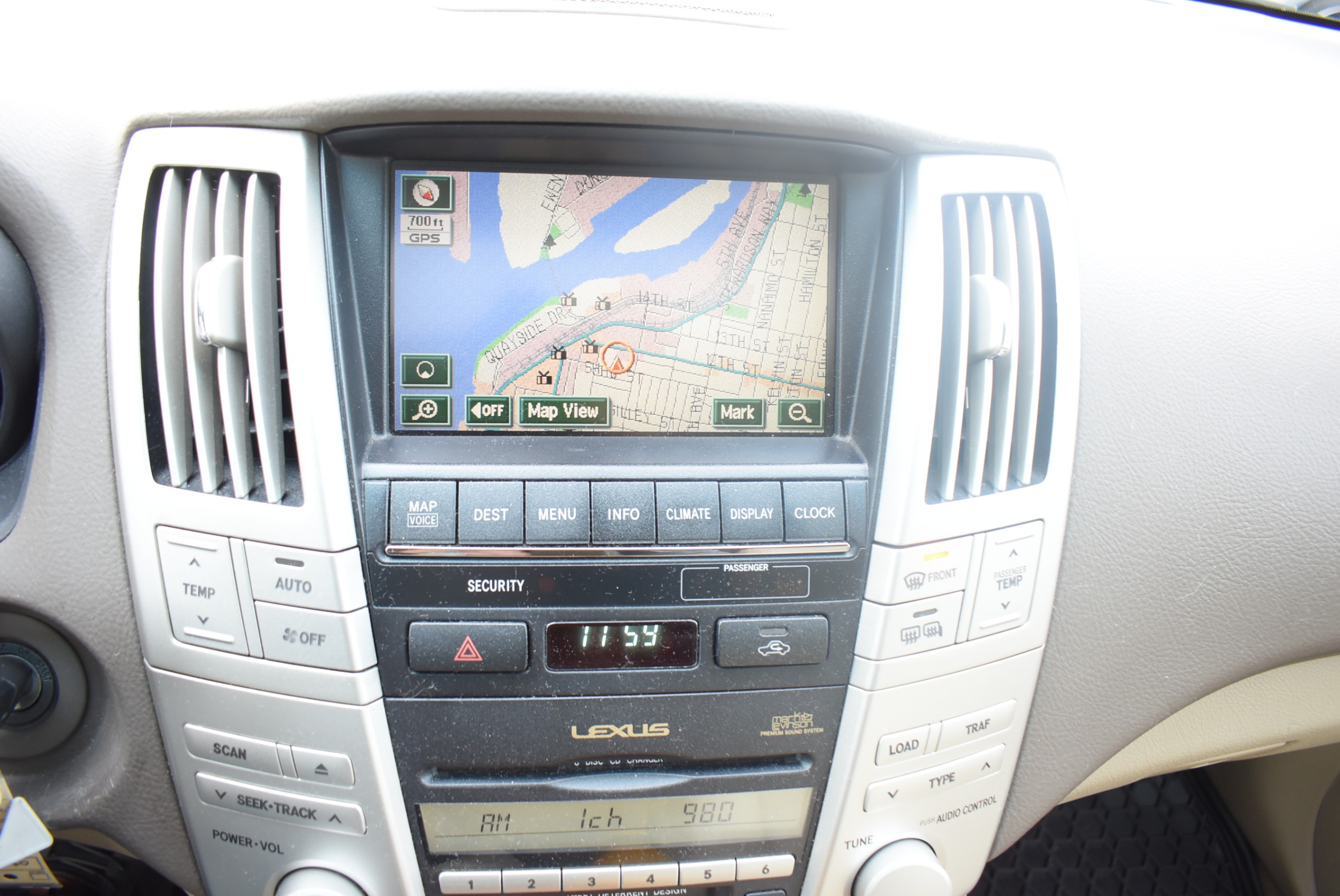 /driveonautoscanadaltd/2006-Lexus-RX330-8841812681019185.jpg