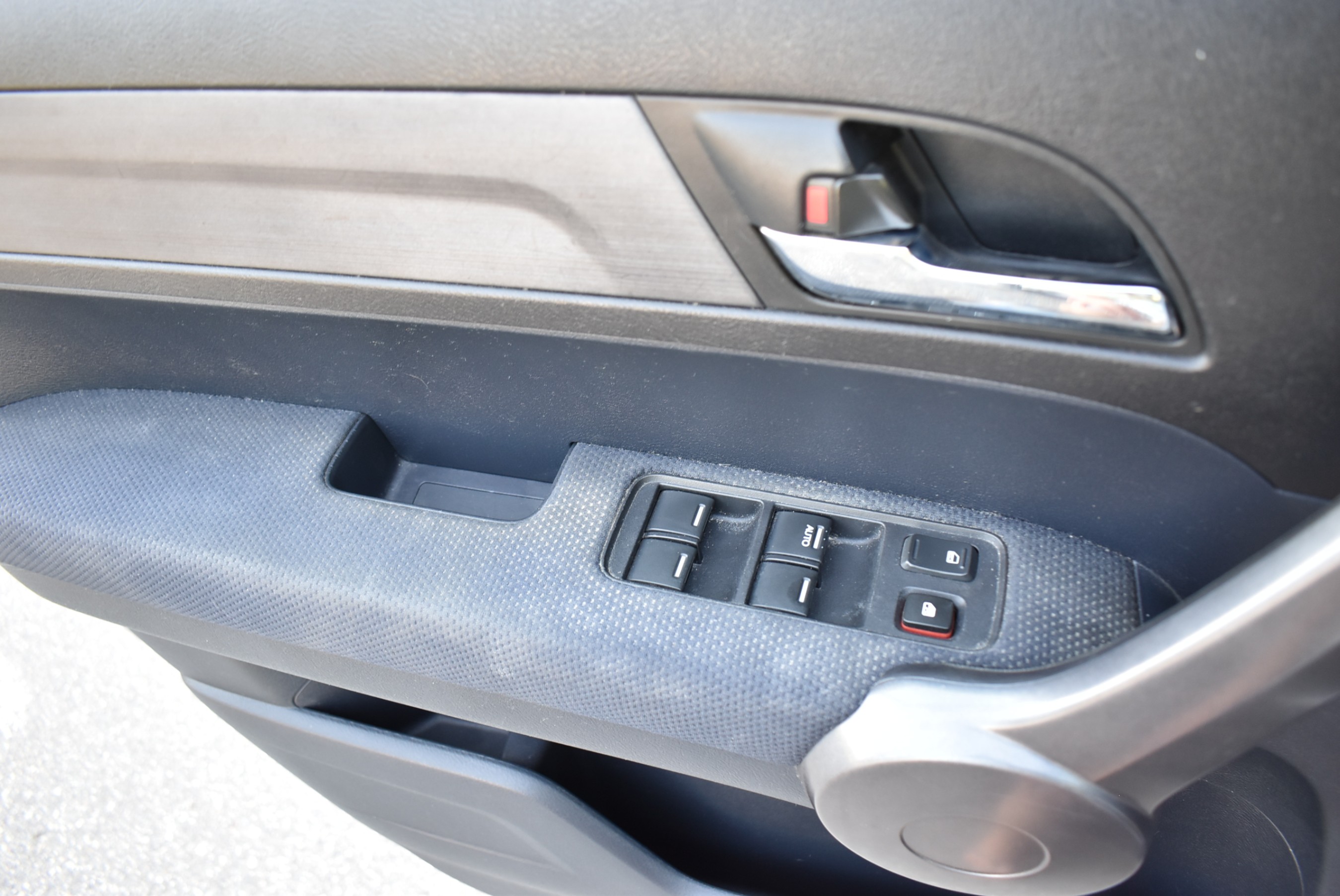 /driveonautoscanadaltd/2009-Honda-CR-V-17874823266122442.jpg