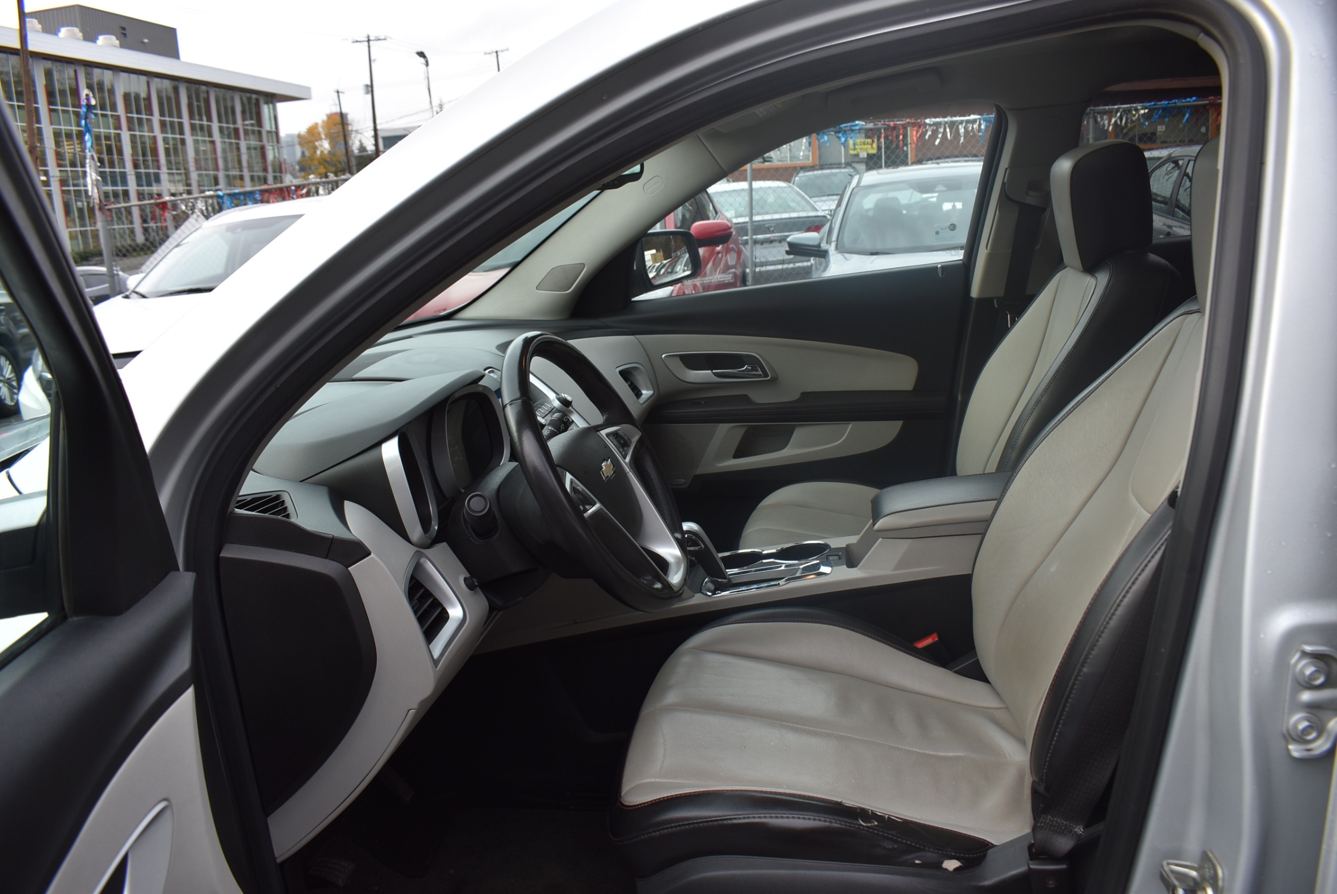 /driveonautoscanadaltd/2010-Chevrolet-Equinox-21168496825454053.jpg