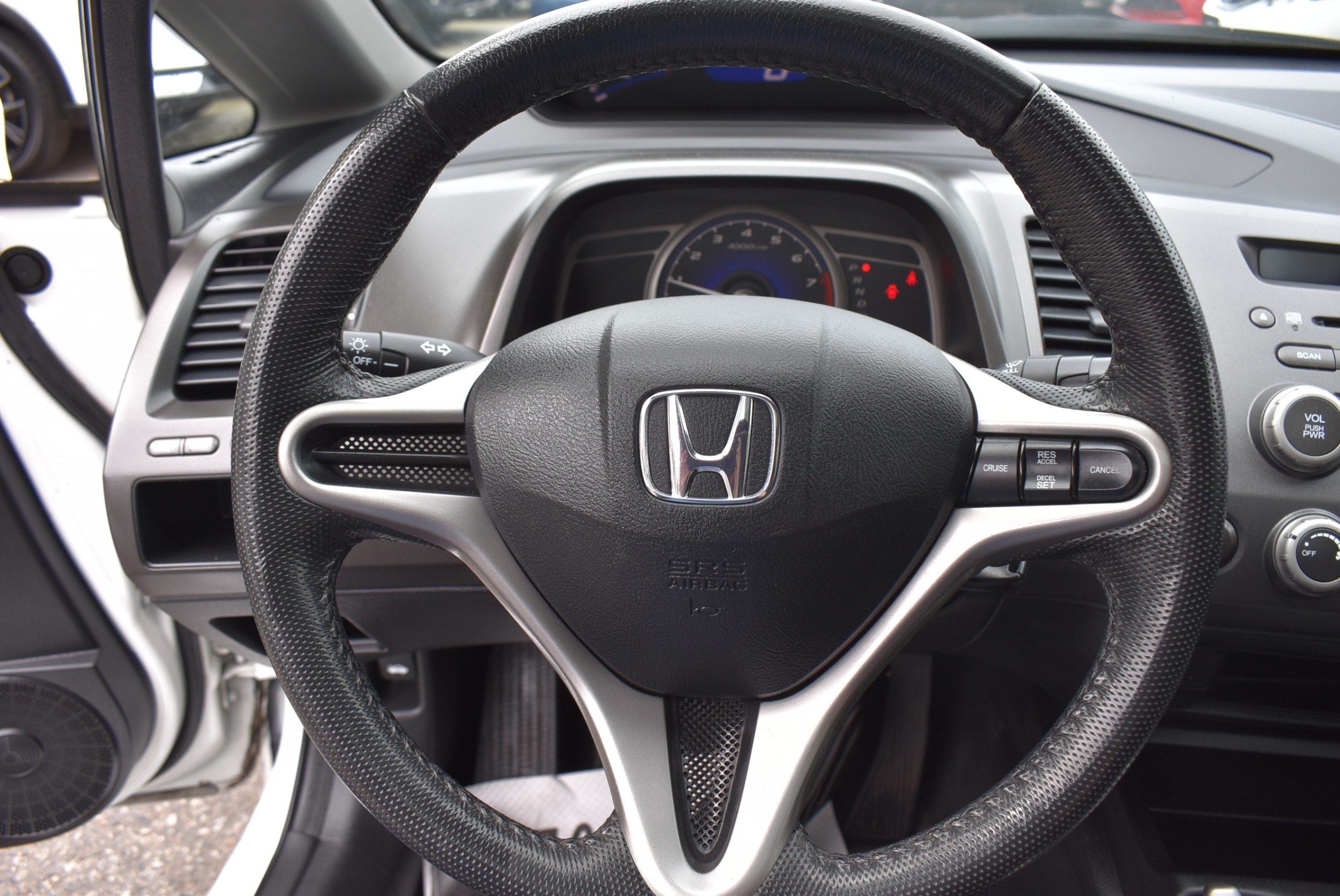 /driveonautoscanadaltd/2010-Honda-CivicSedan-01167730645046583.jpg