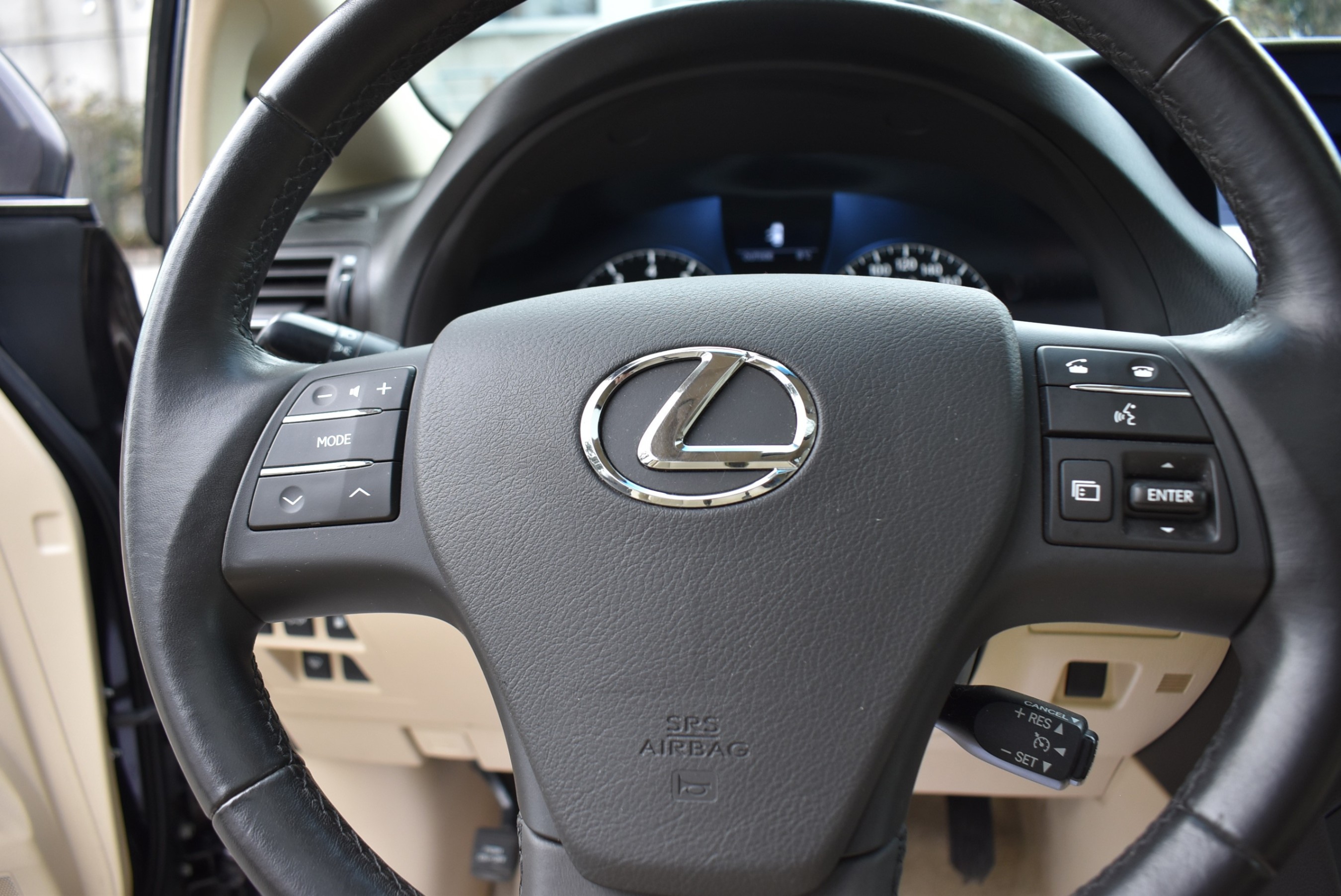 /driveonautoscanadaltd/2010-Lexus-RX350-05606206966273741.jpg