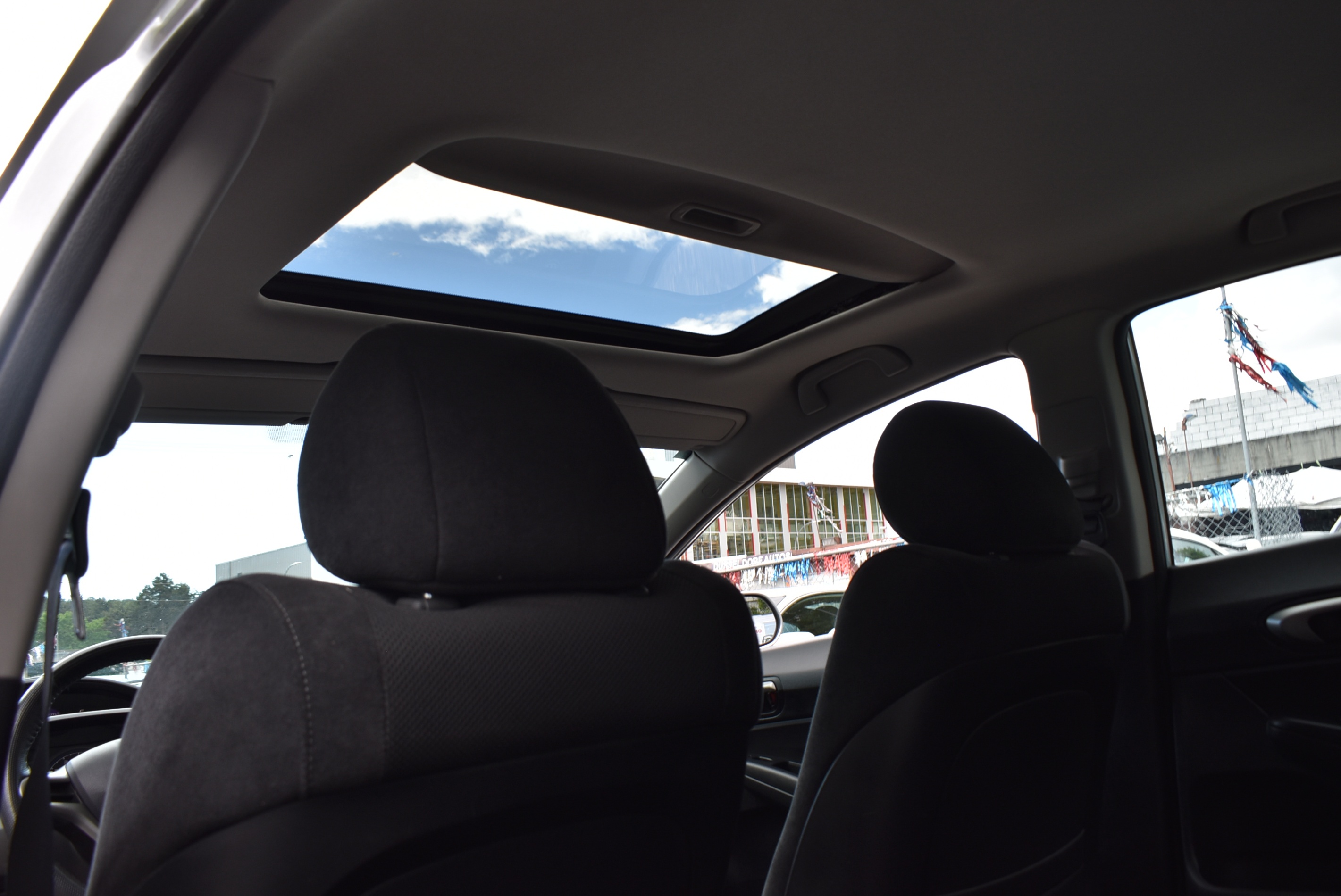 /driveonautoscanadaltd/2011-Honda-Civic-11773236037463208.jpg