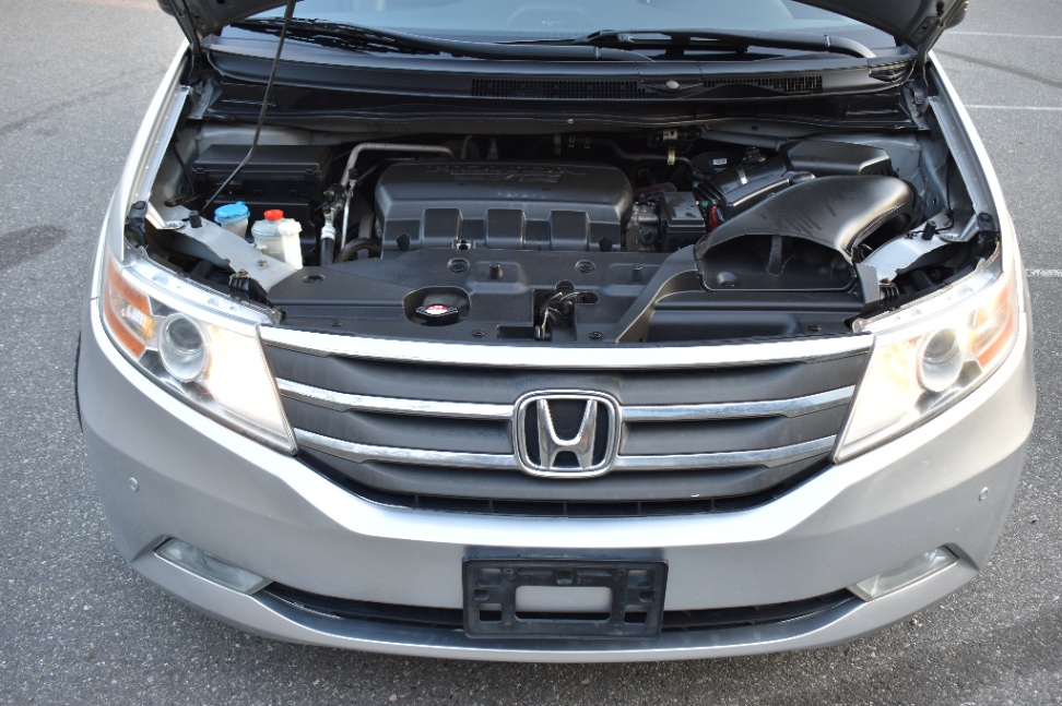 /driveonautoscanadaltd/2011-Honda-Odyssey-39512074027490285.jpg