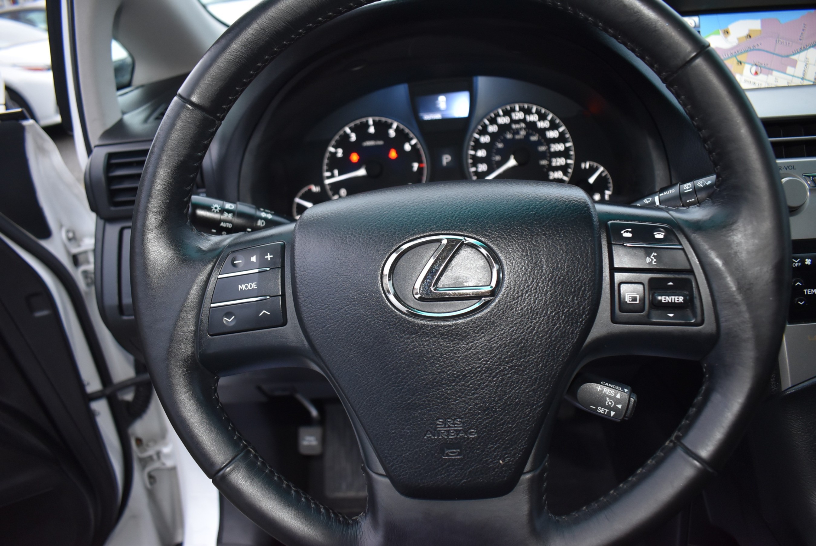 /driveonautoscanadaltd/2011-Lexus-RX350-04351140219260863.jpg