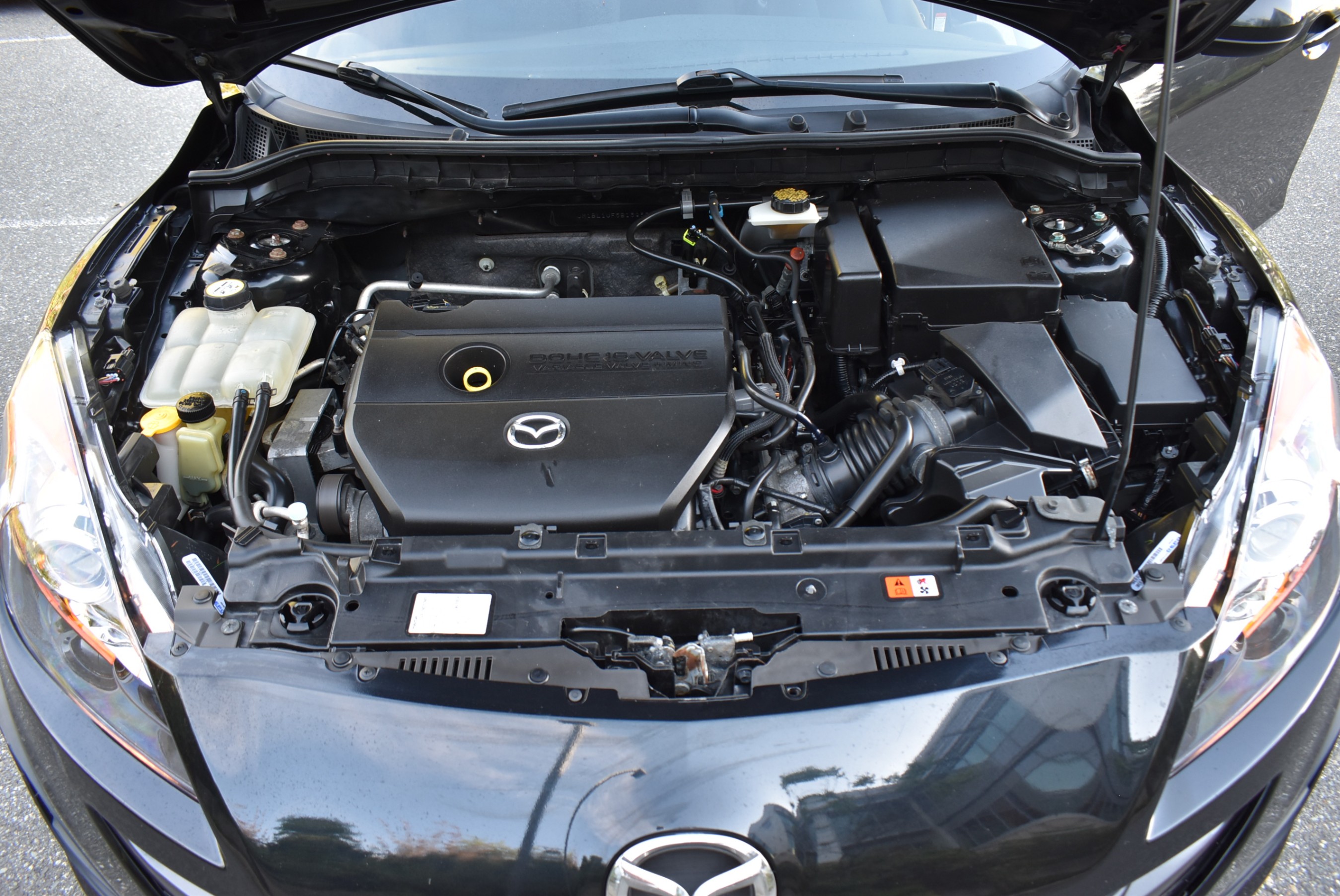 /driveonautoscanadaltd/2011-Mazda-Mazda3-8466070962678209.jpg
