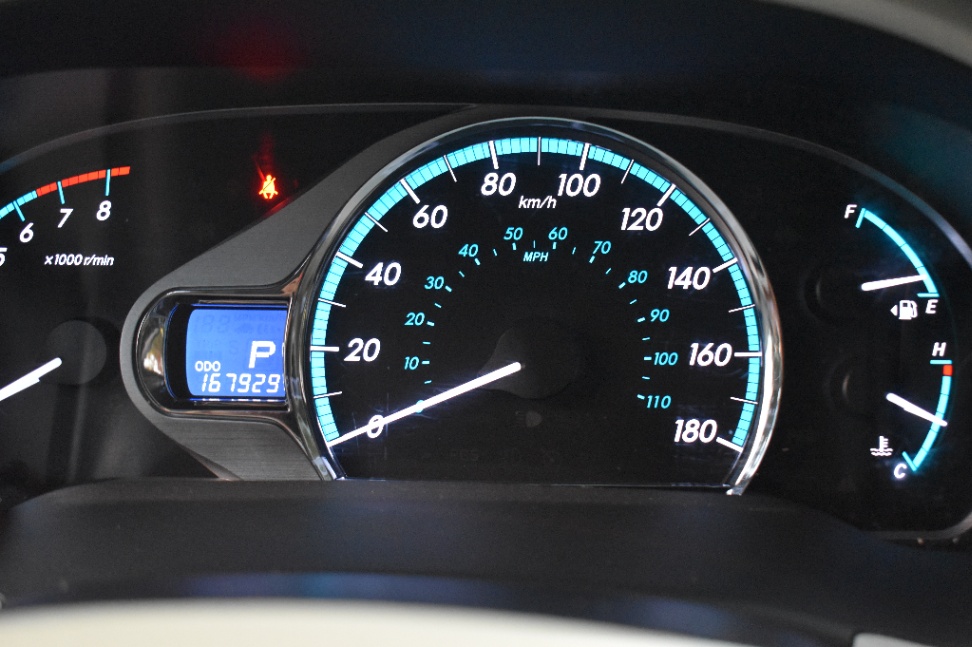 /driveonautoscanadaltd/2011-Toyota-Sienna-23305783579896078.jpg
