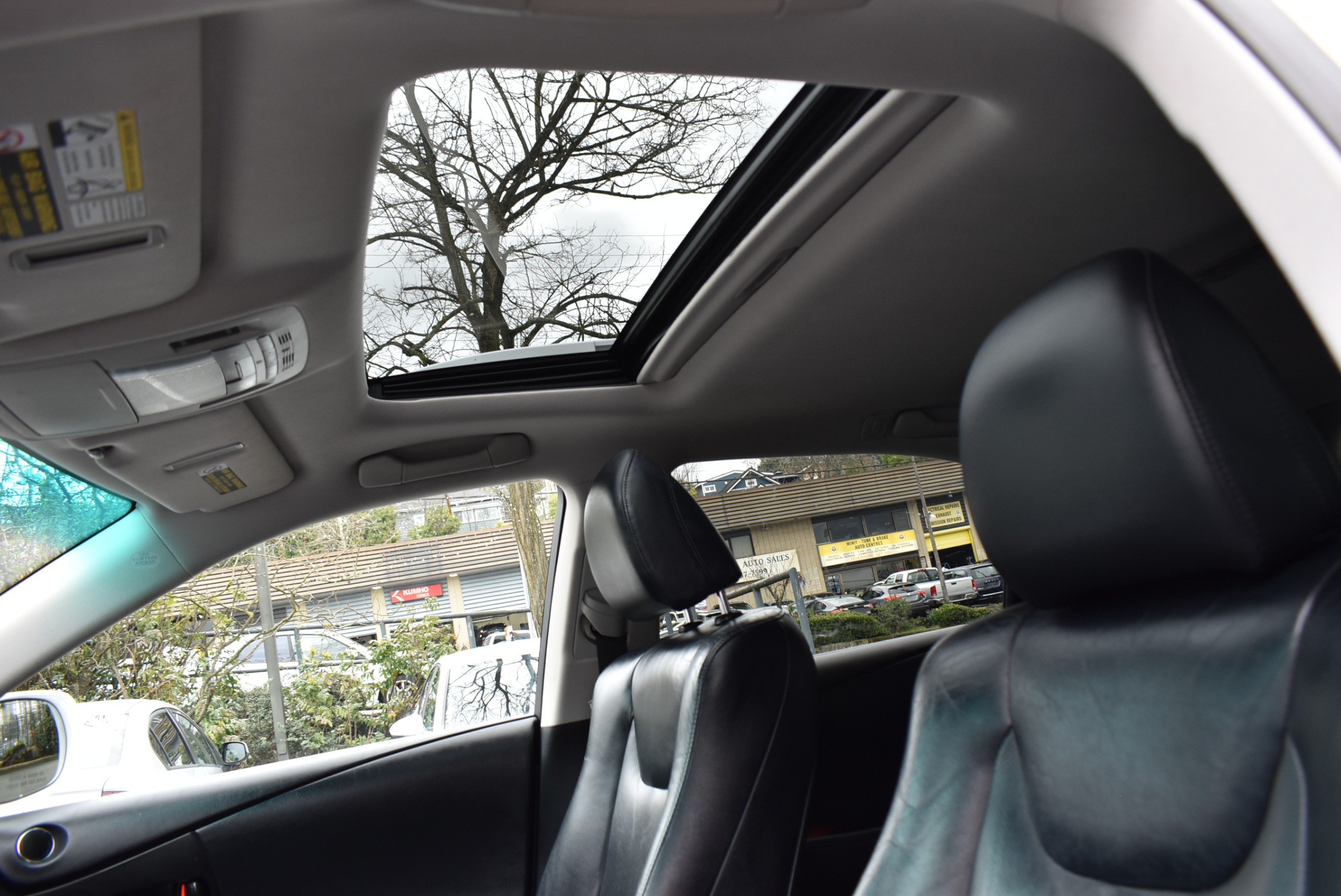 /driveonautoscanadaltd/2012-Lexus-RX350-04491350555537865.jpg