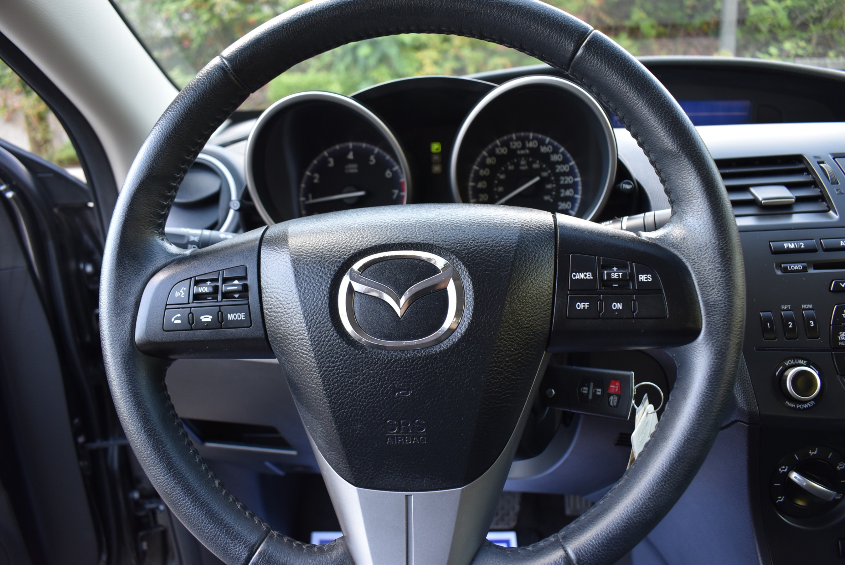 /driveonautoscanadaltd/2012-Mazda-Mazda3-17369651820714838.jpg