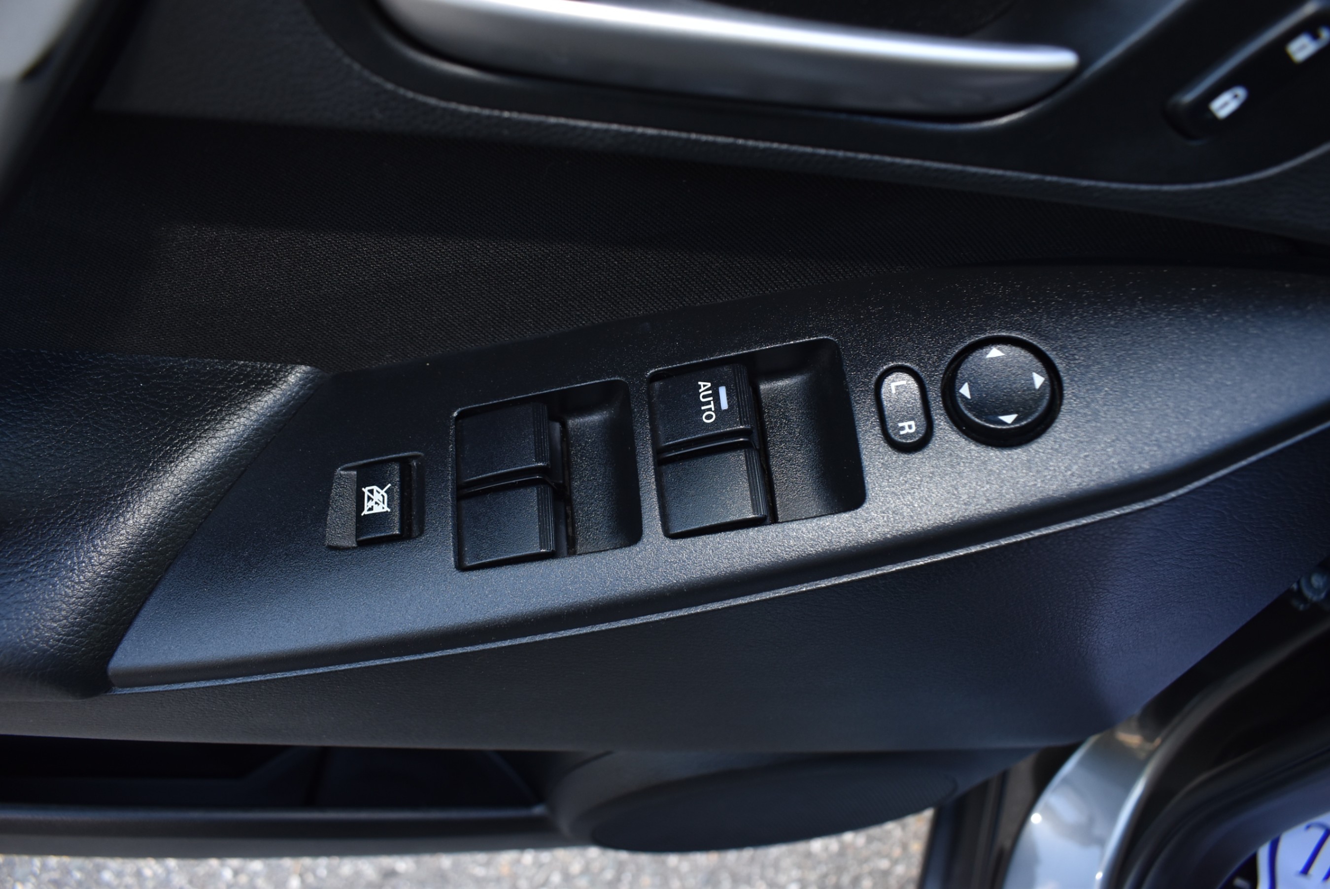 /driveonautoscanadaltd/2012-Mazda-Mazda3-2625546286011815.jpg