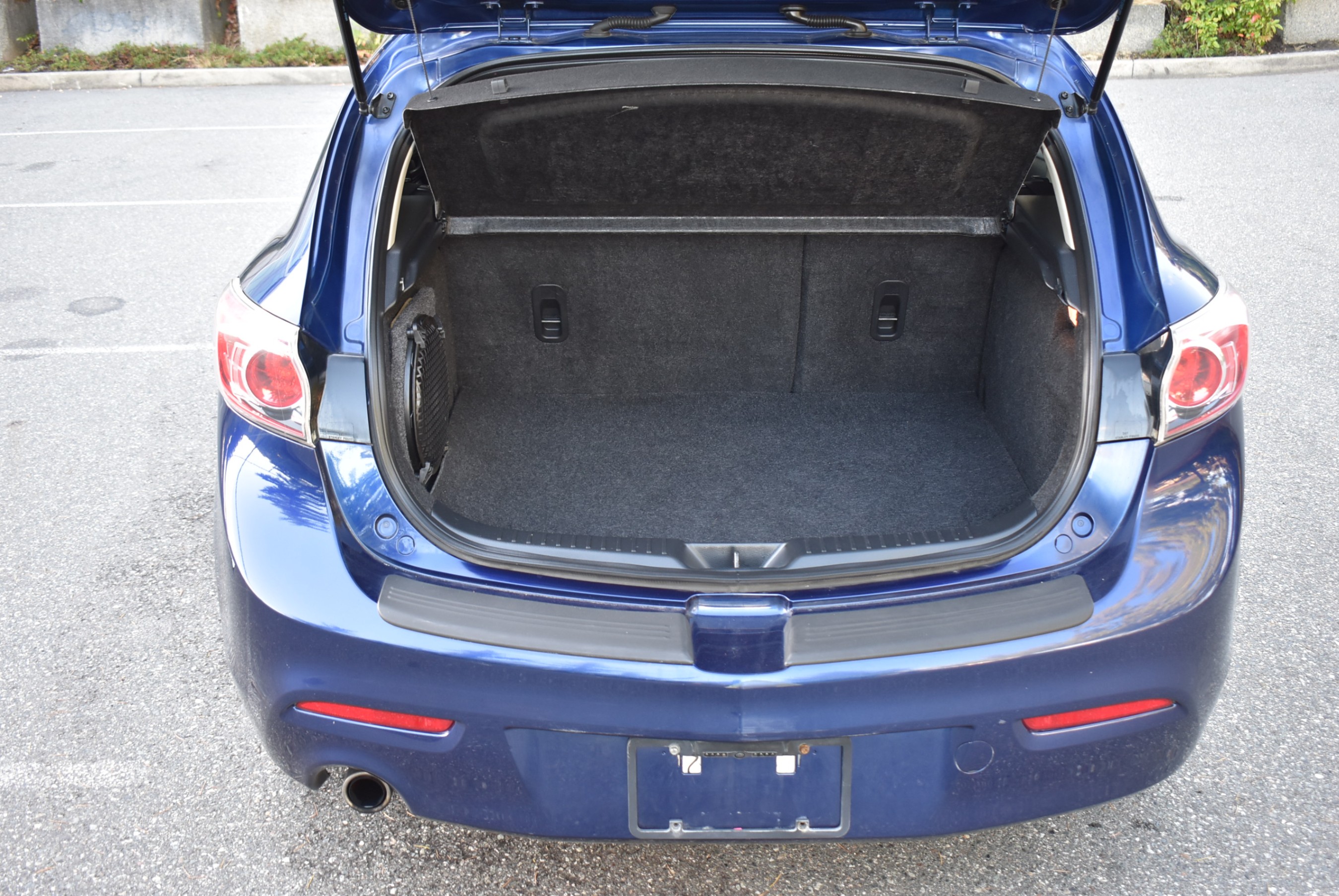 /driveonautoscanadaltd/2012-Mazda-Mazda3-3161252549493294.jpg