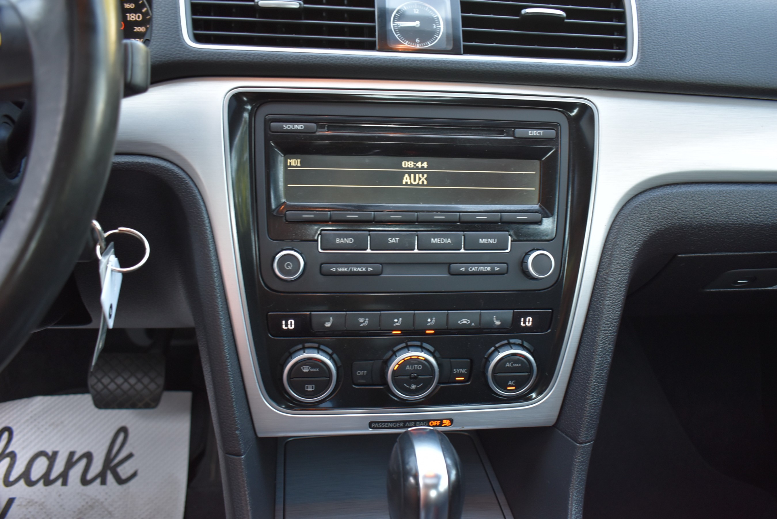 /driveonautoscanadaltd/2012-Volkswagen-Passat-4924015812134448.jpg