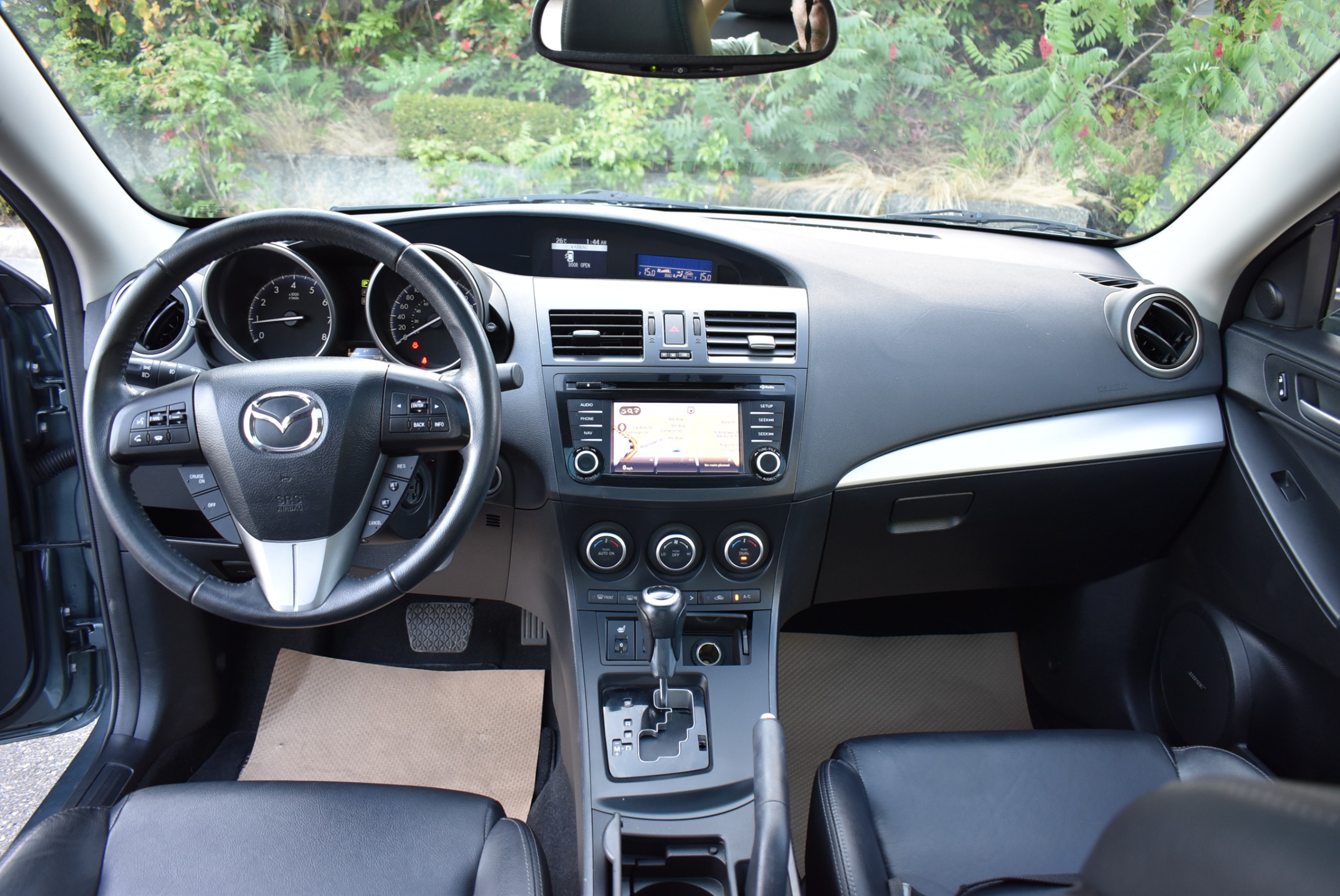/driveonautoscanadaltd/2013-Mazda-Mazda3-015833629152330442.jpg