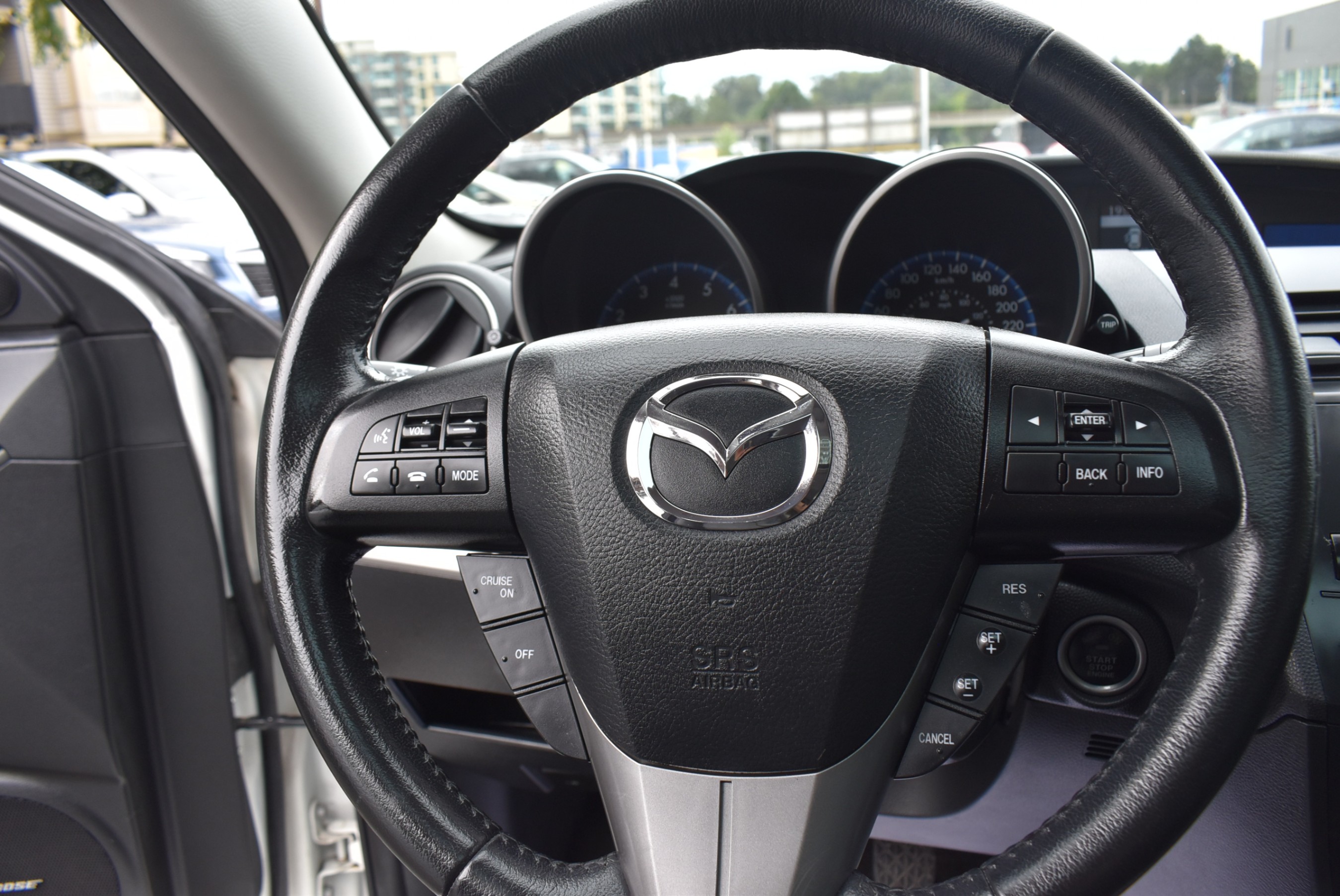 /driveonautoscanadaltd/2013-Mazda-Mazda3-47030286014399025.jpg