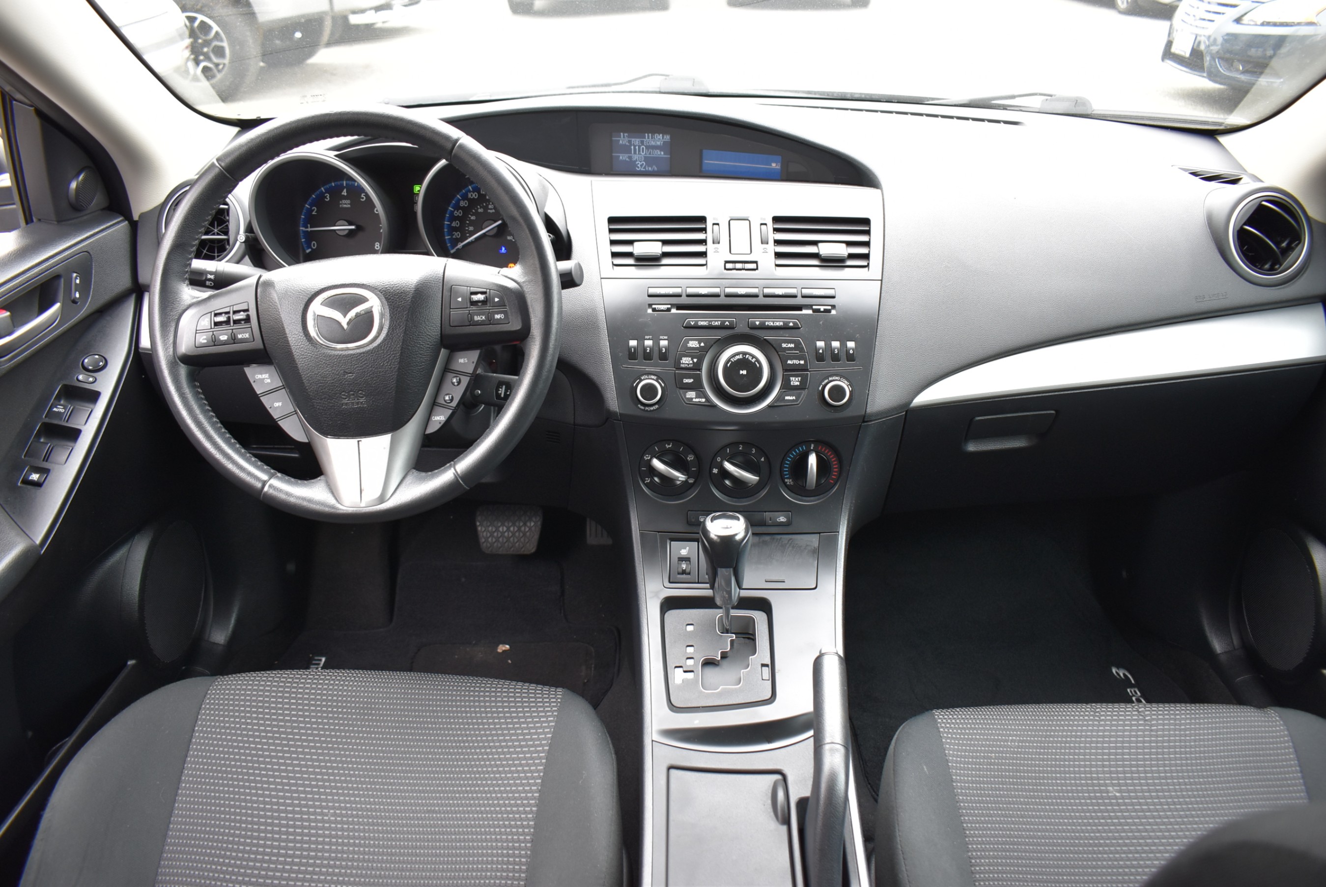 /driveonautoscanadaltd/2013-Mazda-Mazda3-4984311913838151.jpg