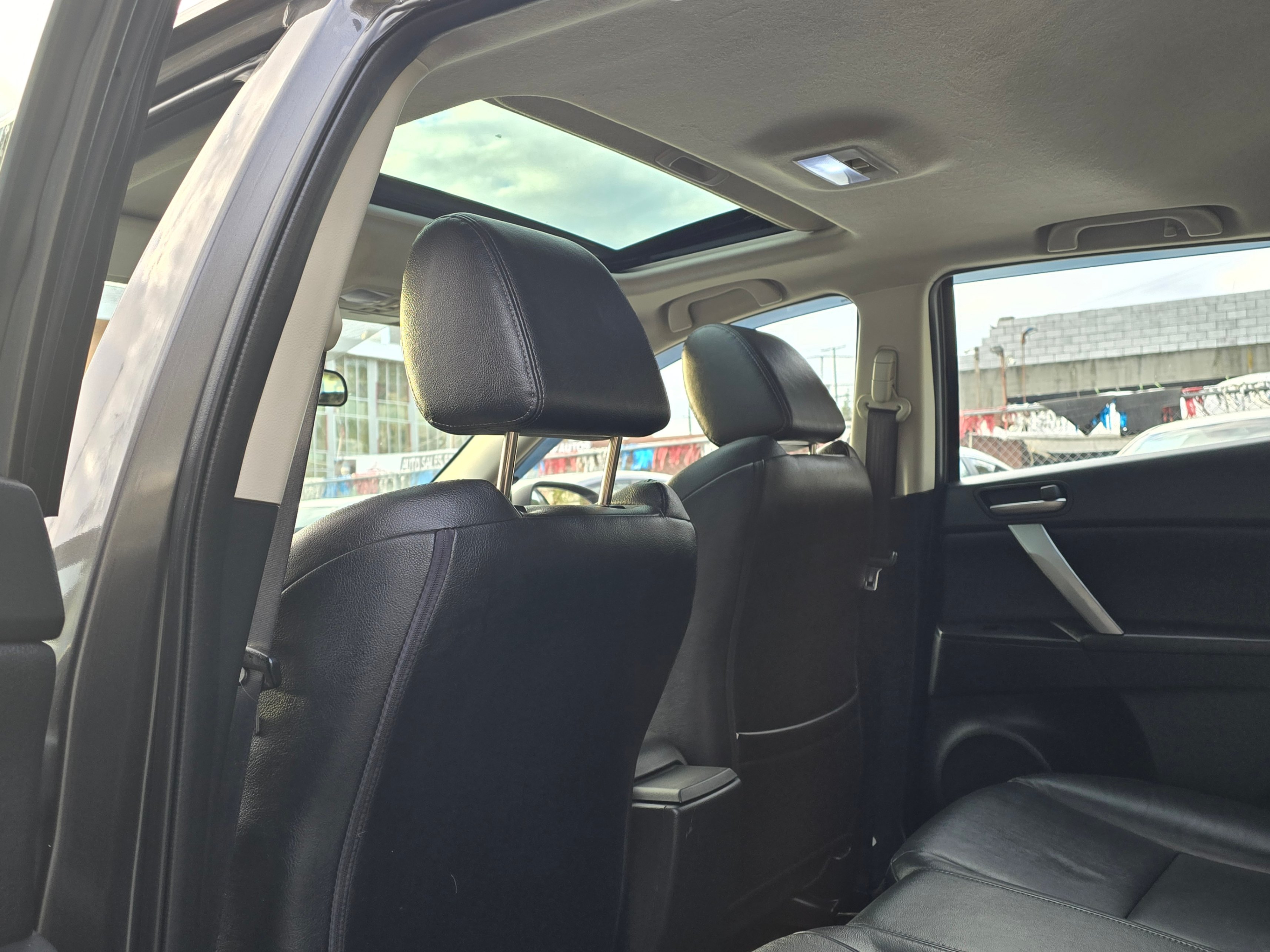 /driveonautoscanadaltd/2013-Mazda-Mazda3-7157914090835189.jpg