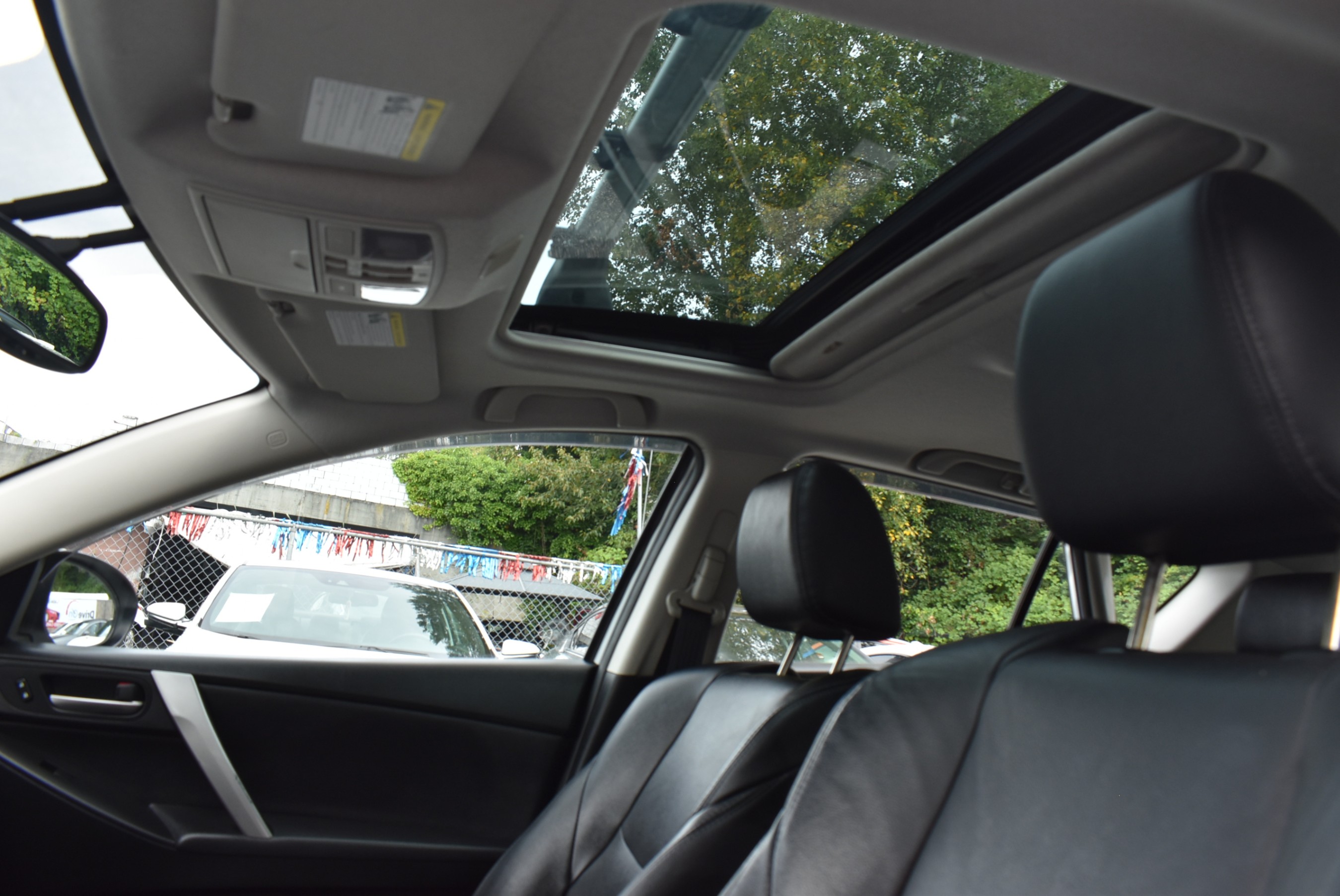 /driveonautoscanadaltd/2013-Mazda-Mazda3-720788453504563.jpg