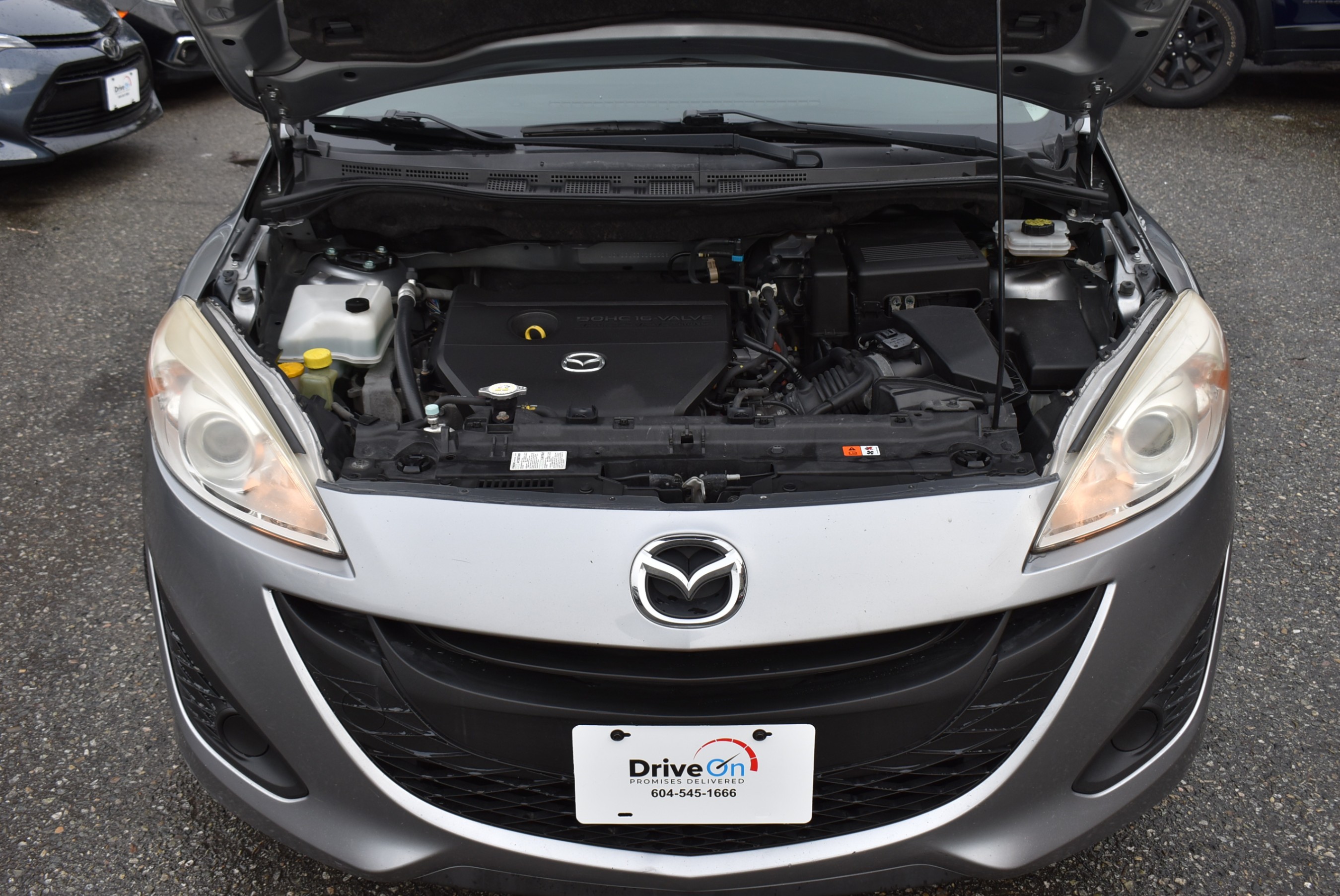 /driveonautoscanadaltd/2013-Mazda-Mazda5-27626521135131044.jpg