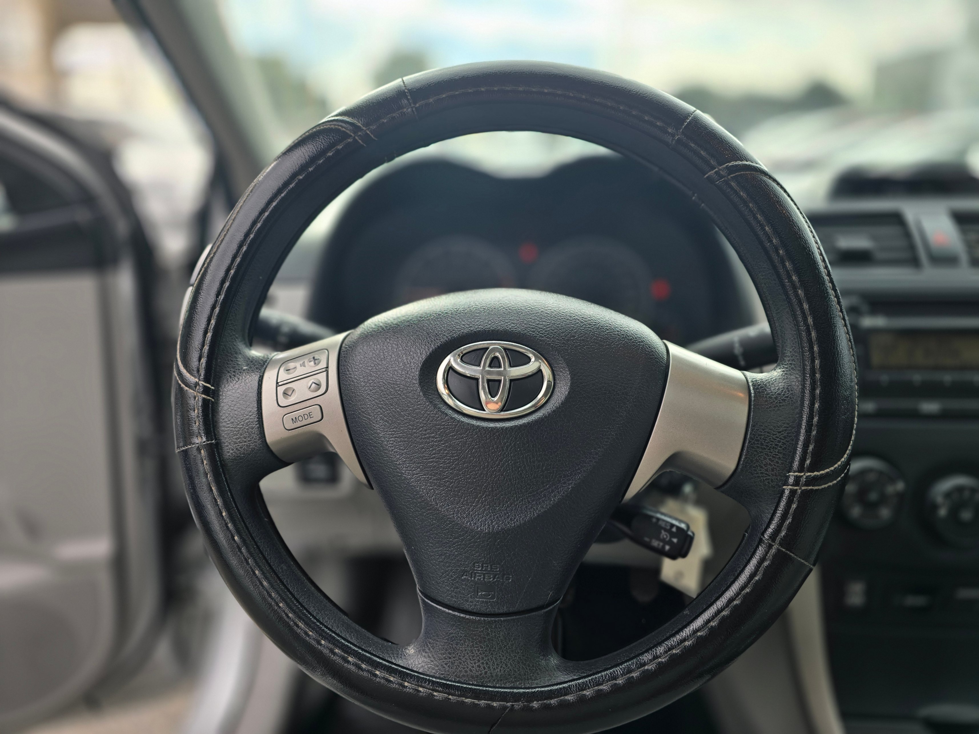 /driveonautoscanadaltd/2013-Toyota-Corolla-05930068905237551.jpg