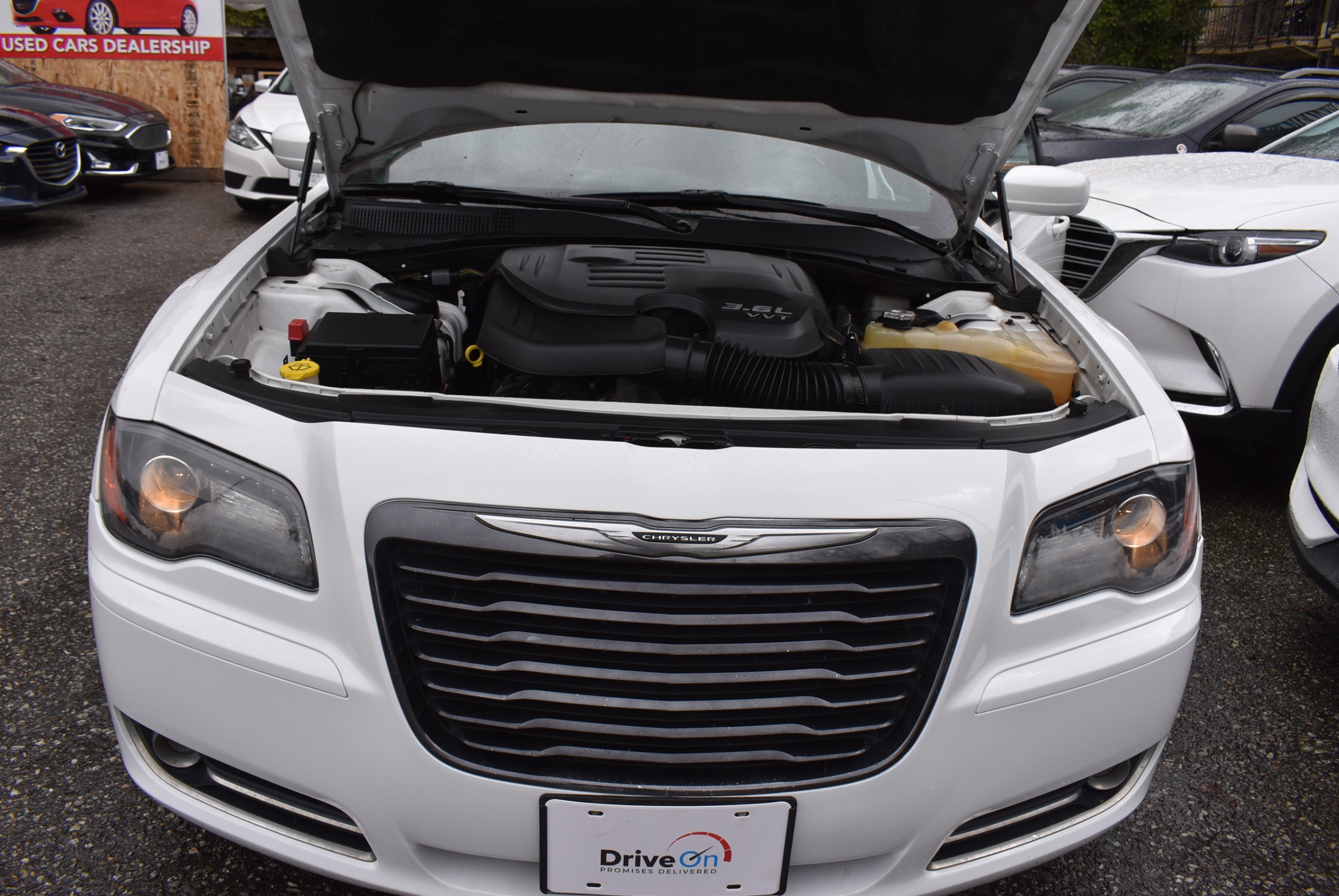 /driveonautoscanadaltd/2014-Chrysler-300-10896082900302106.jpg