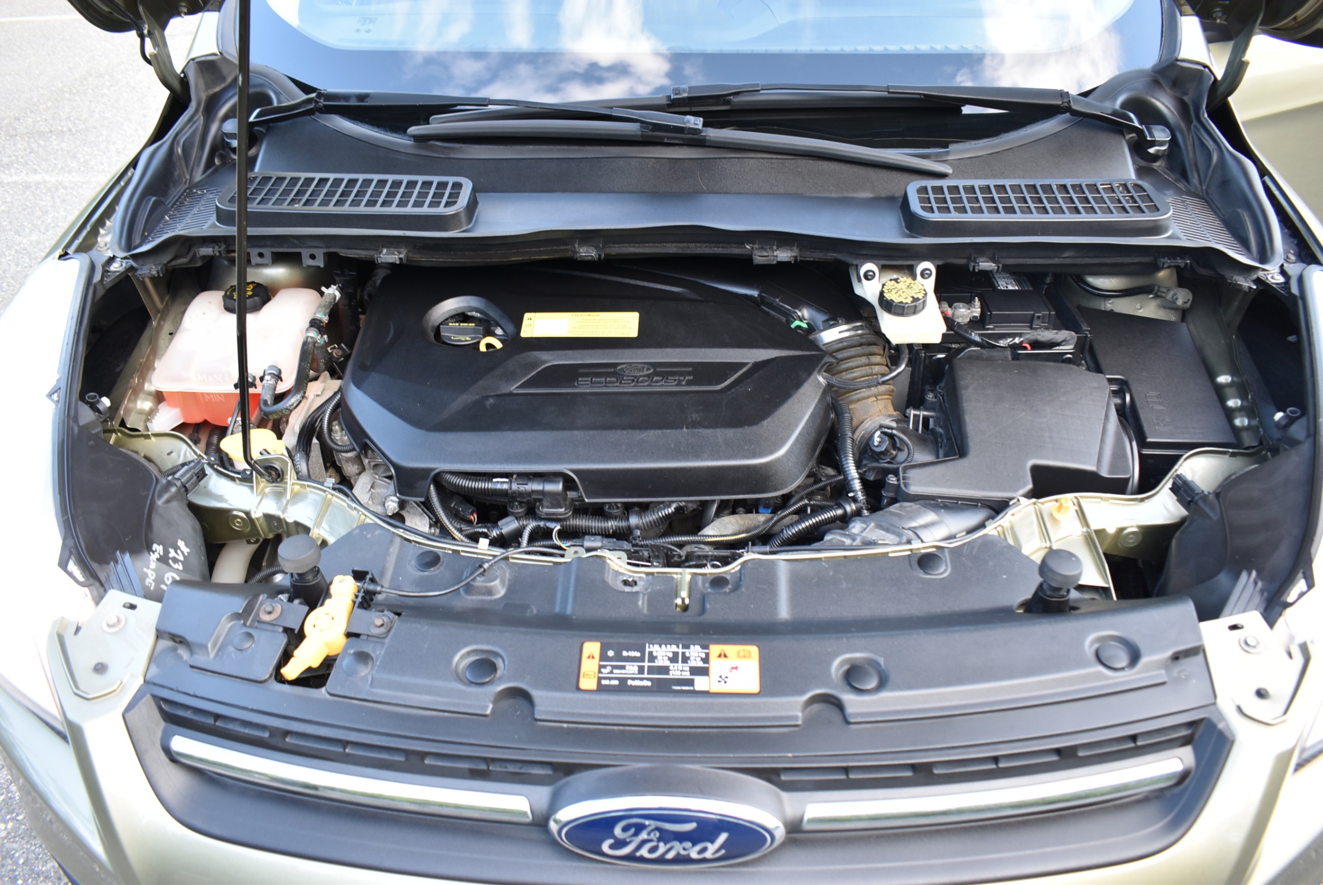 /driveonautoscanadaltd/2014-Ford-Escape-650339238205887.jpg
