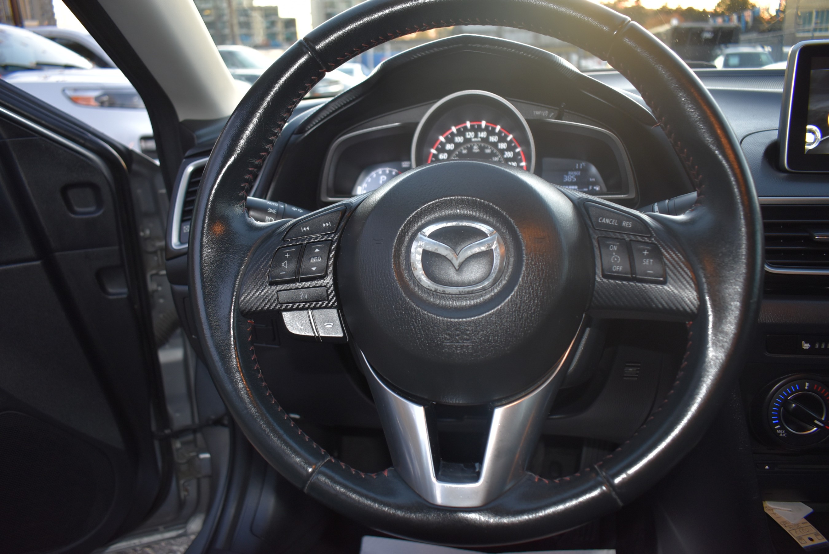/driveonautoscanadaltd/2014-Mazda-Mazda3-7339190911004085.jpg