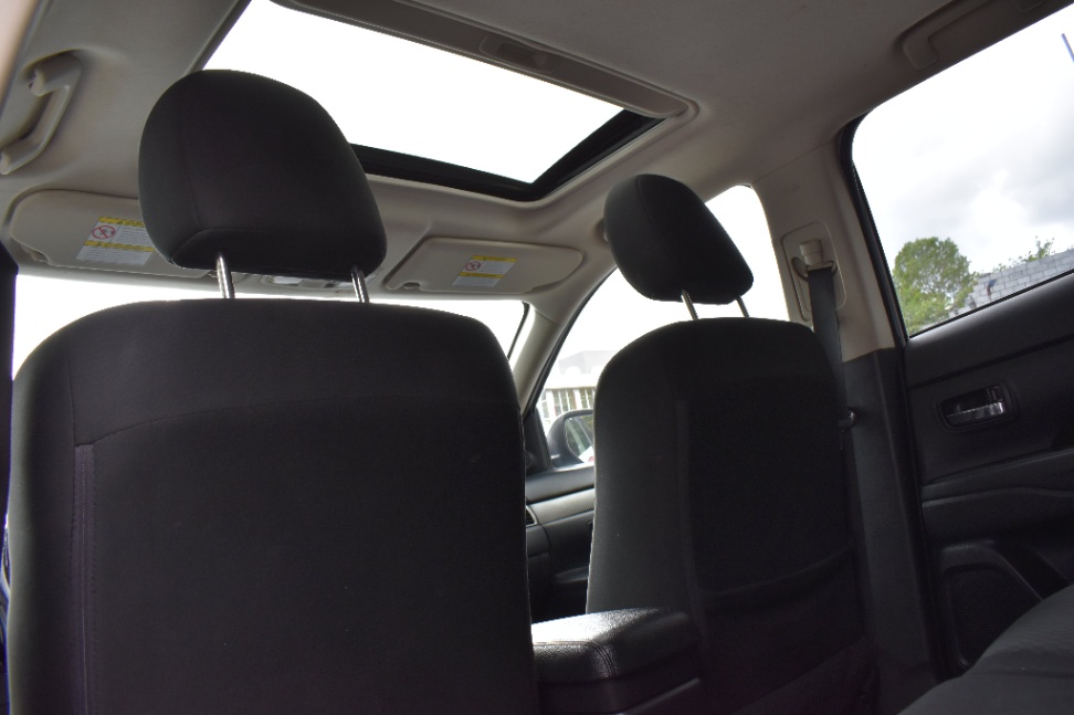 /driveonautoscanadaltd/2014-Mitsubishi-Outlander-25681983904760486.jpg