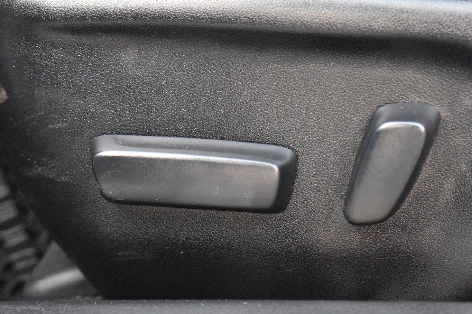 /driveonautoscanadaltd/2014-Toyota-Corolla-4991412579345593.jpg