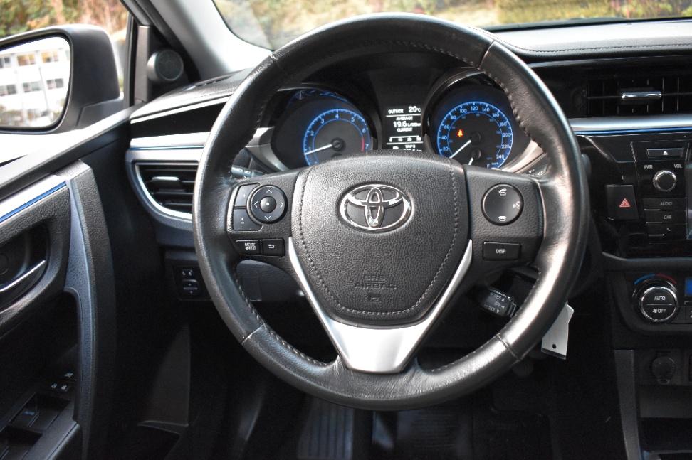 /driveonautoscanadaltd/2014-Toyota-Corolla-6830229903694702.jpg