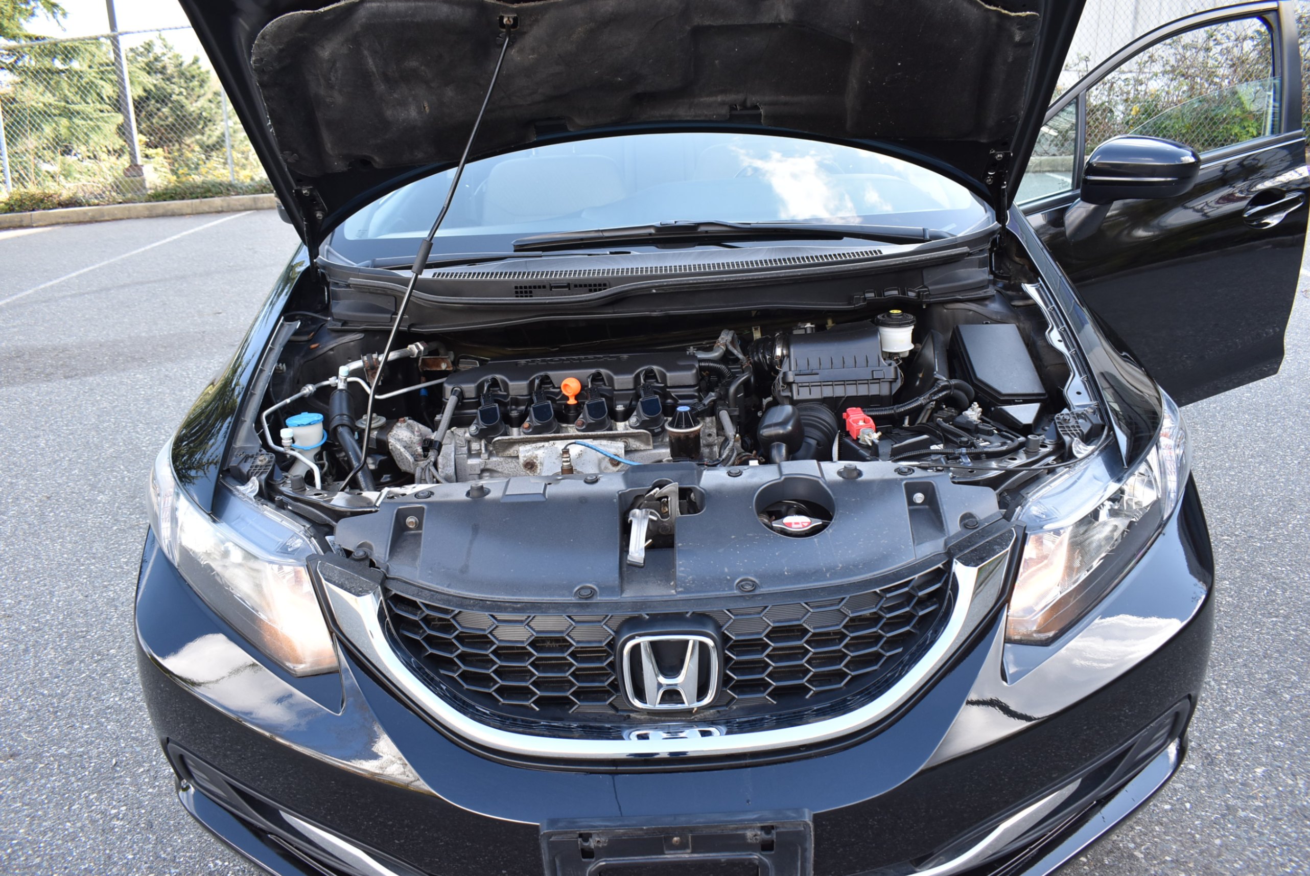 /driveonautoscanadaltd/2015-Honda-CivicSedan-9112100463679789.jpg