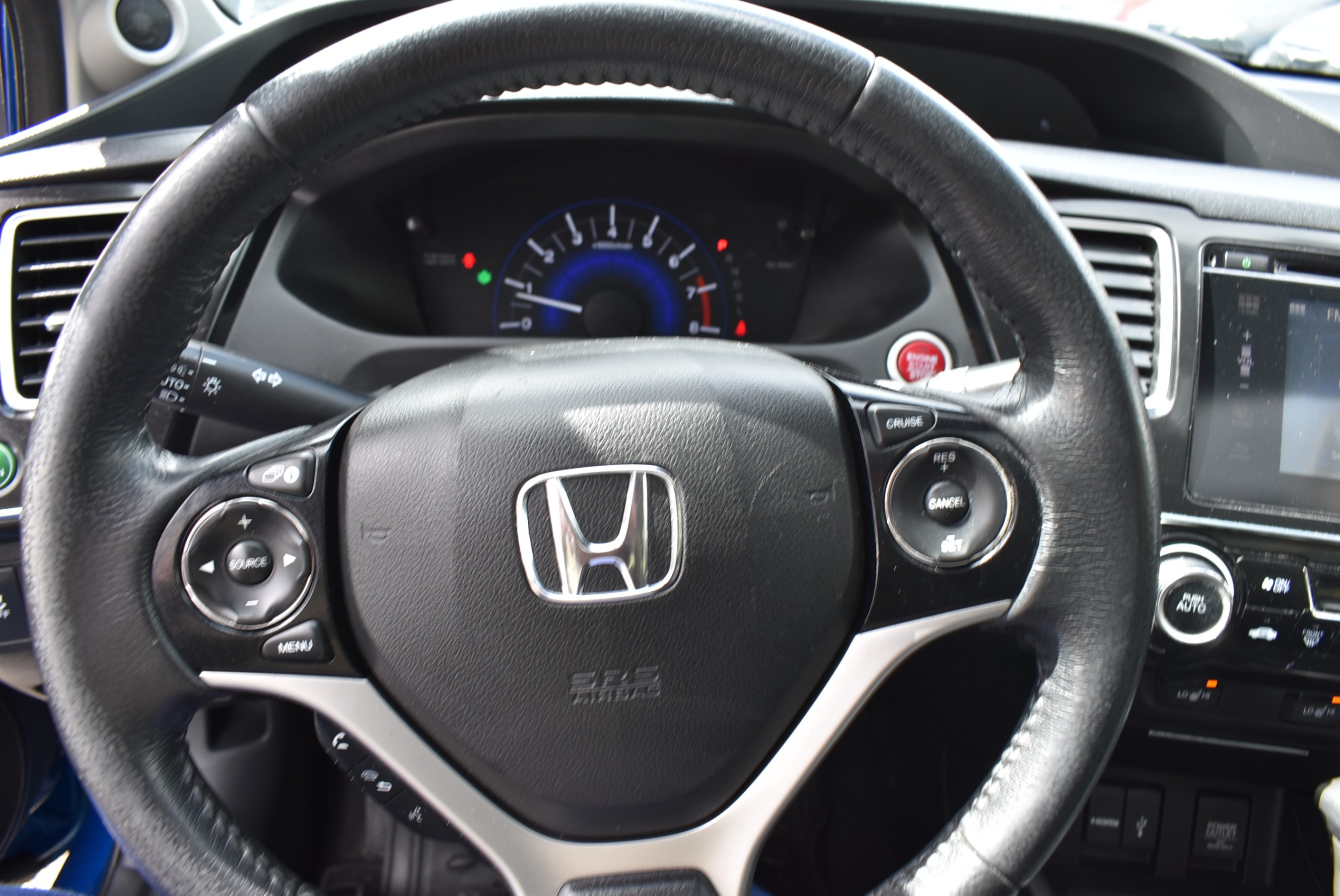 /driveonautoscanadaltd/2015-Honda-CivicSedan-9226663795842331.jpg