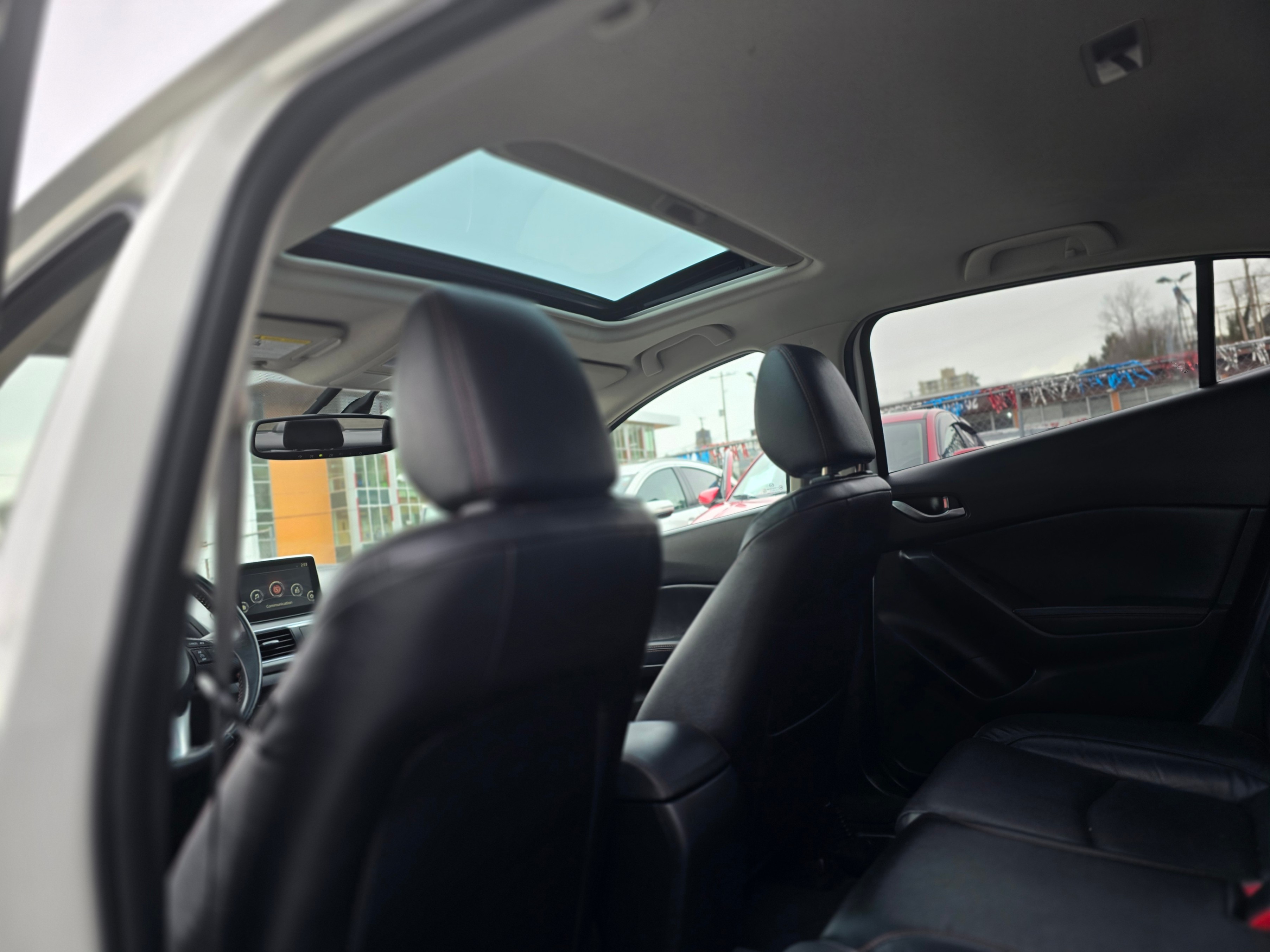 /driveonautoscanadaltd/2015-Mazda-Mazda3-34576715134528735.jpg