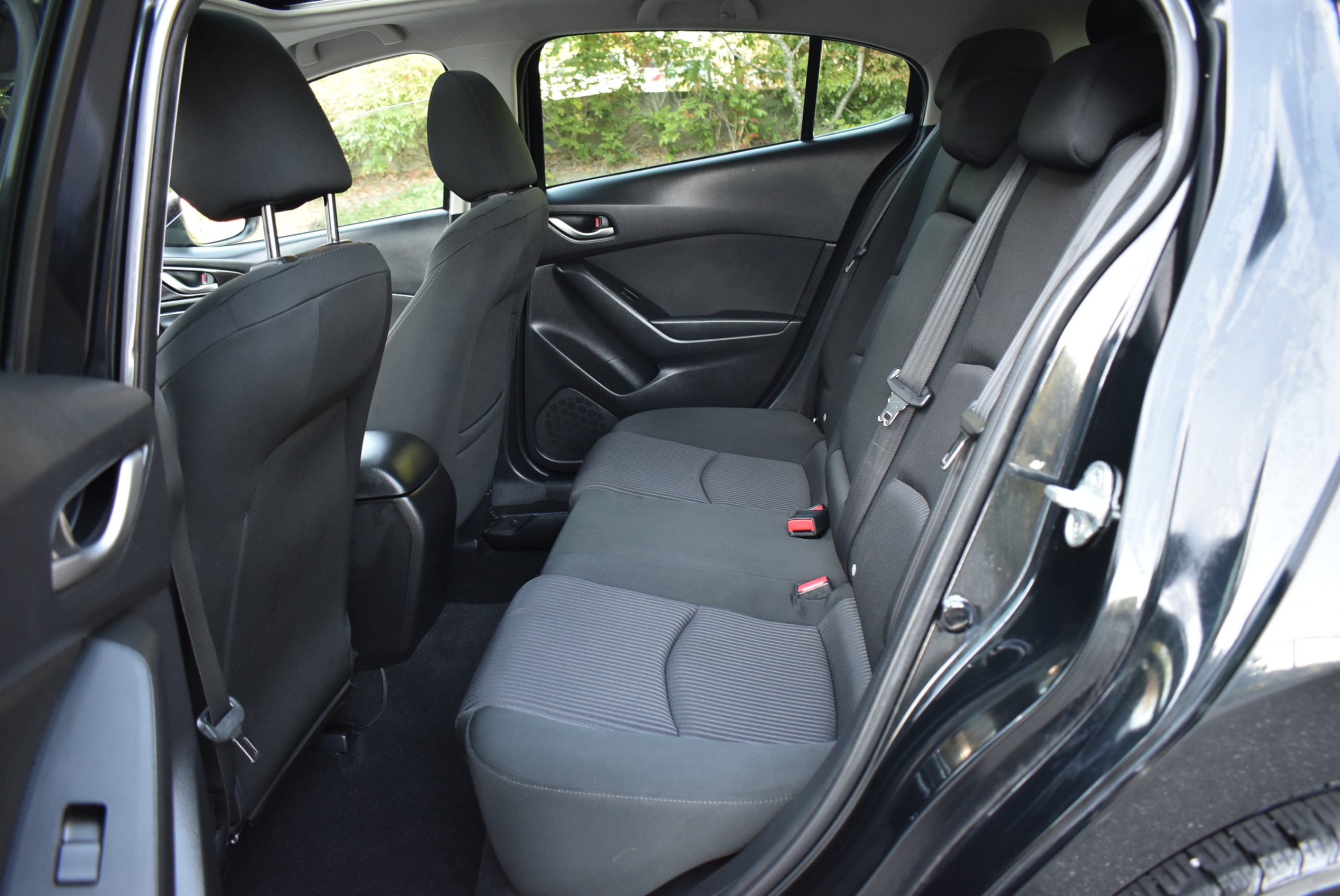 /driveonautoscanadaltd/2015-Mazda-Mazda3-39933345930815656.jpg