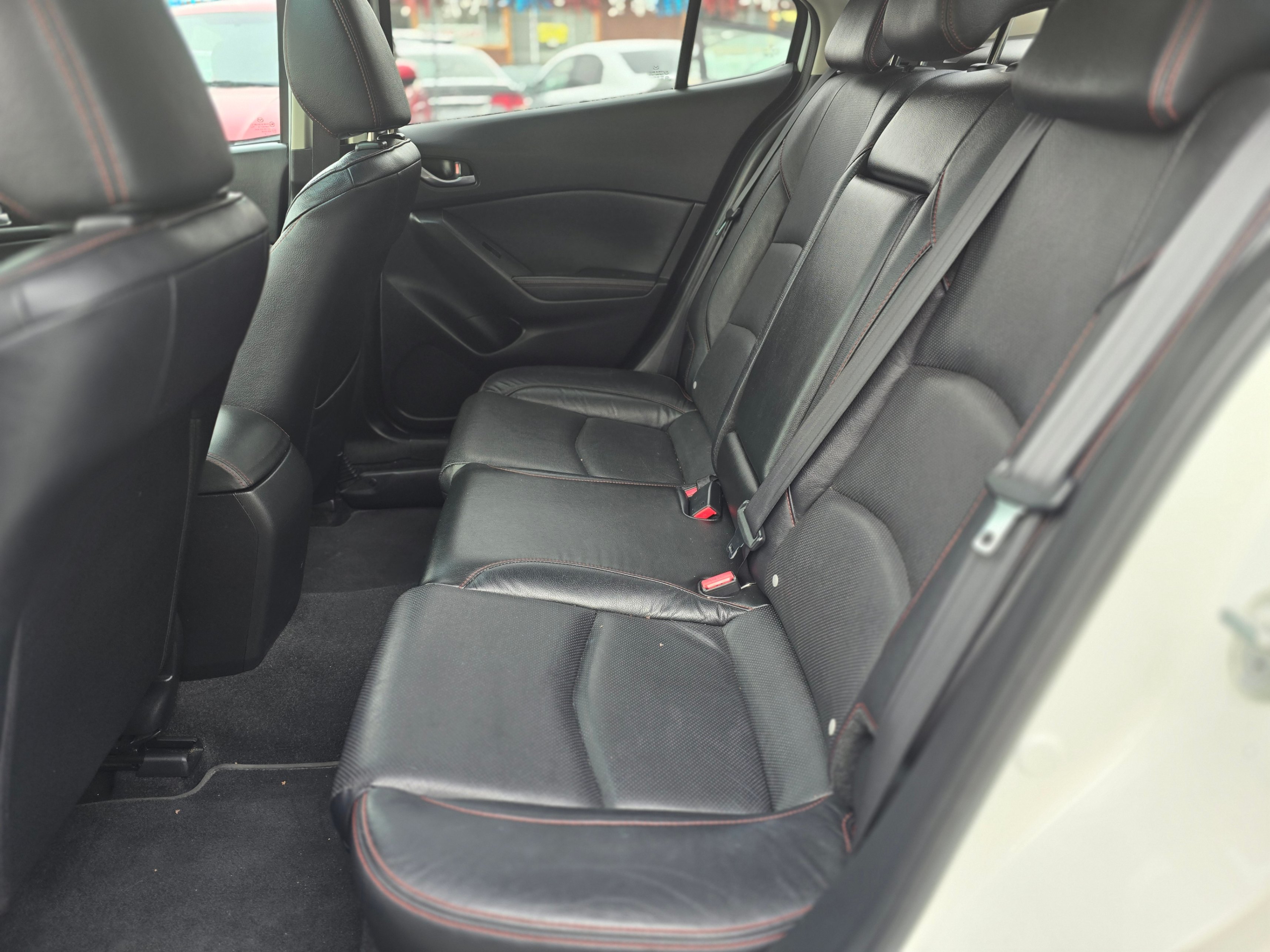 /driveonautoscanadaltd/2015-Mazda-Mazda3-7042995503804508.jpg
