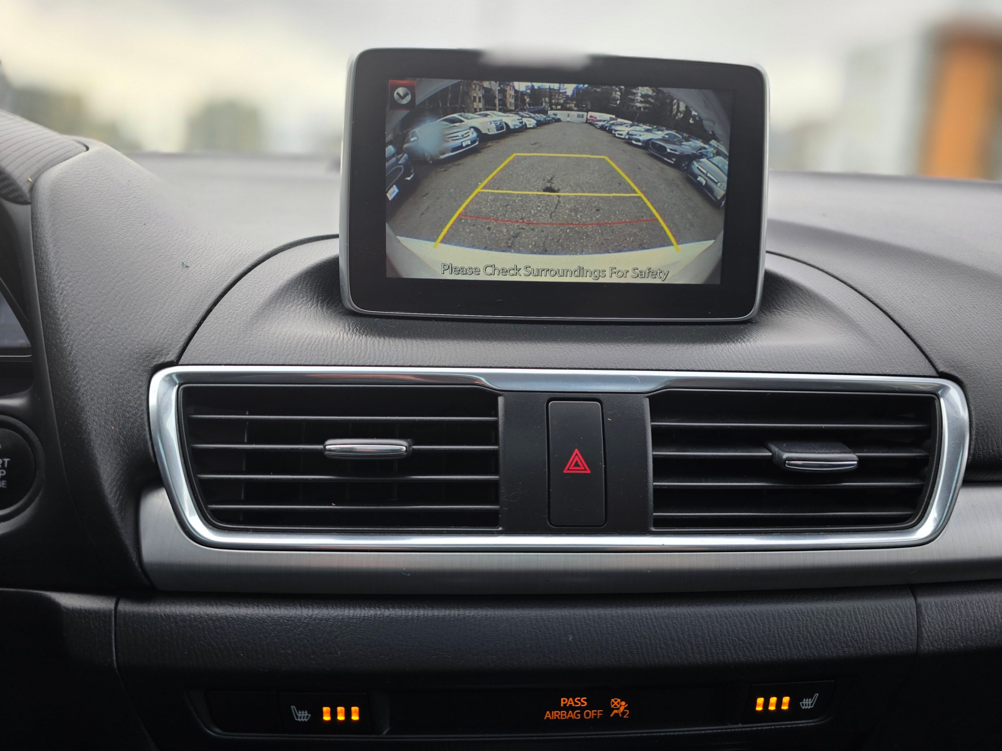 /driveonautoscanadaltd/2015-Mazda-Mazda3-9596006646124673.jpg
