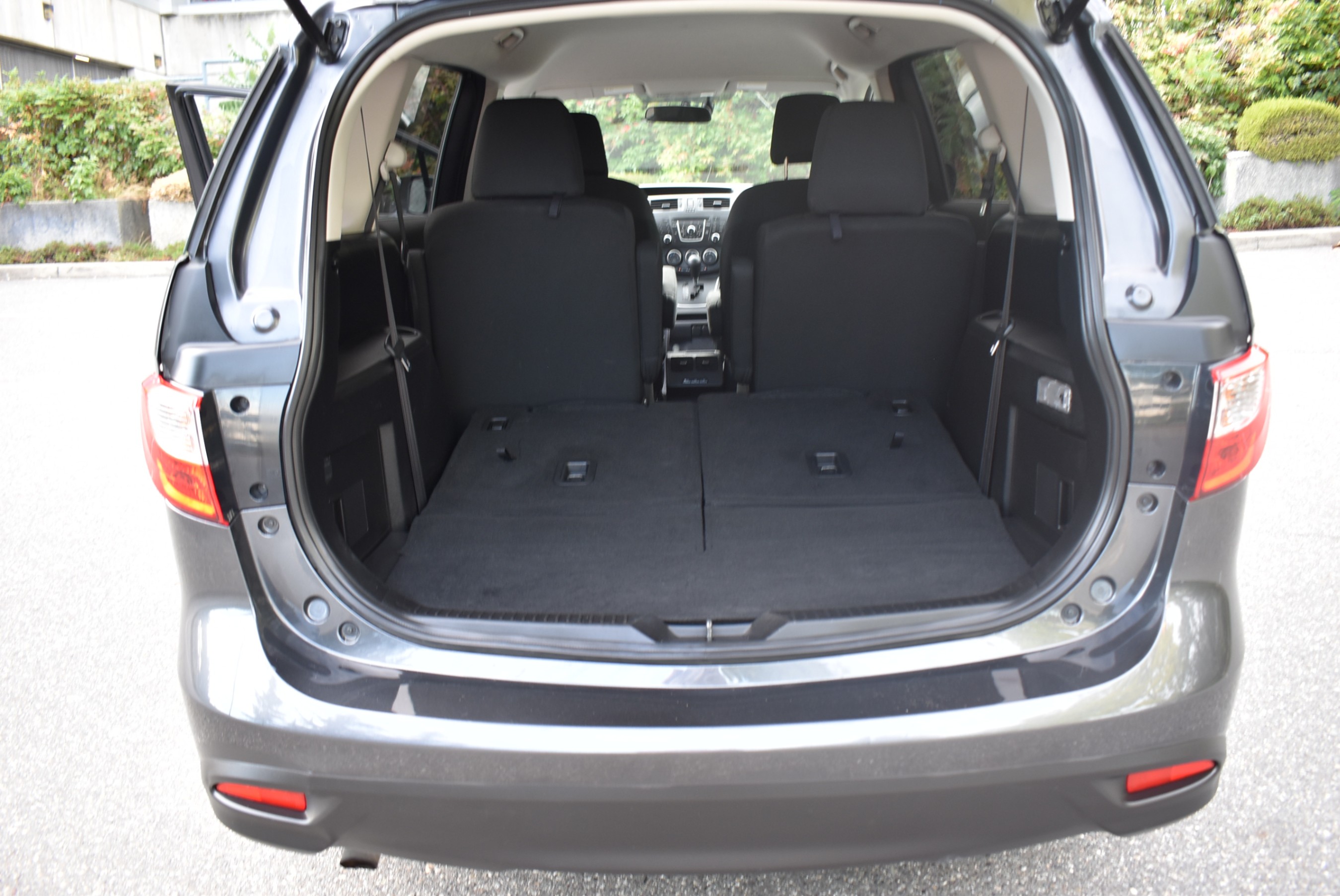/driveonautoscanadaltd/2015-Mazda-Mazda5-21103839216725717.jpg