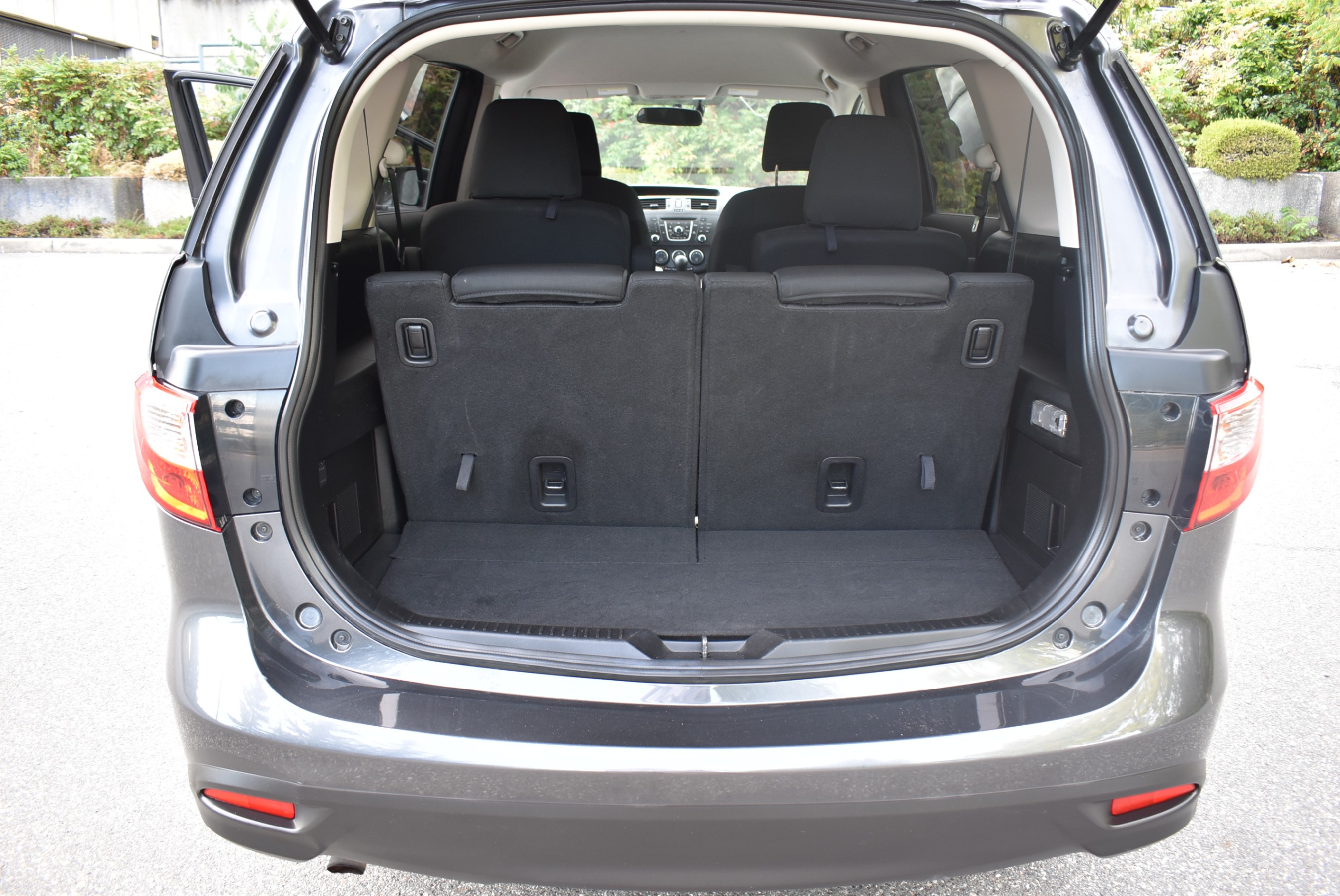 /driveonautoscanadaltd/2015-Mazda-Mazda5-9873049896728441.jpg