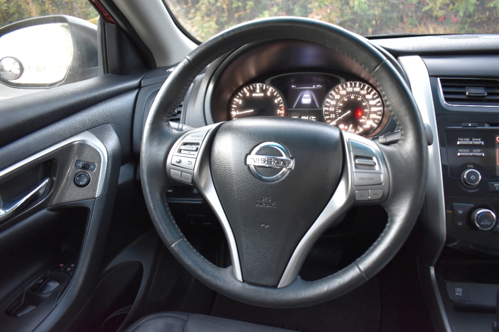 /driveonautoscanadaltd/2015-Nissan-Altima-540714791938756.jpg