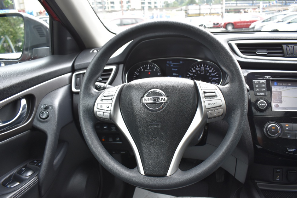 /driveonautoscanadaltd/2015-Nissan-Rogue-7458375549553911.jpg