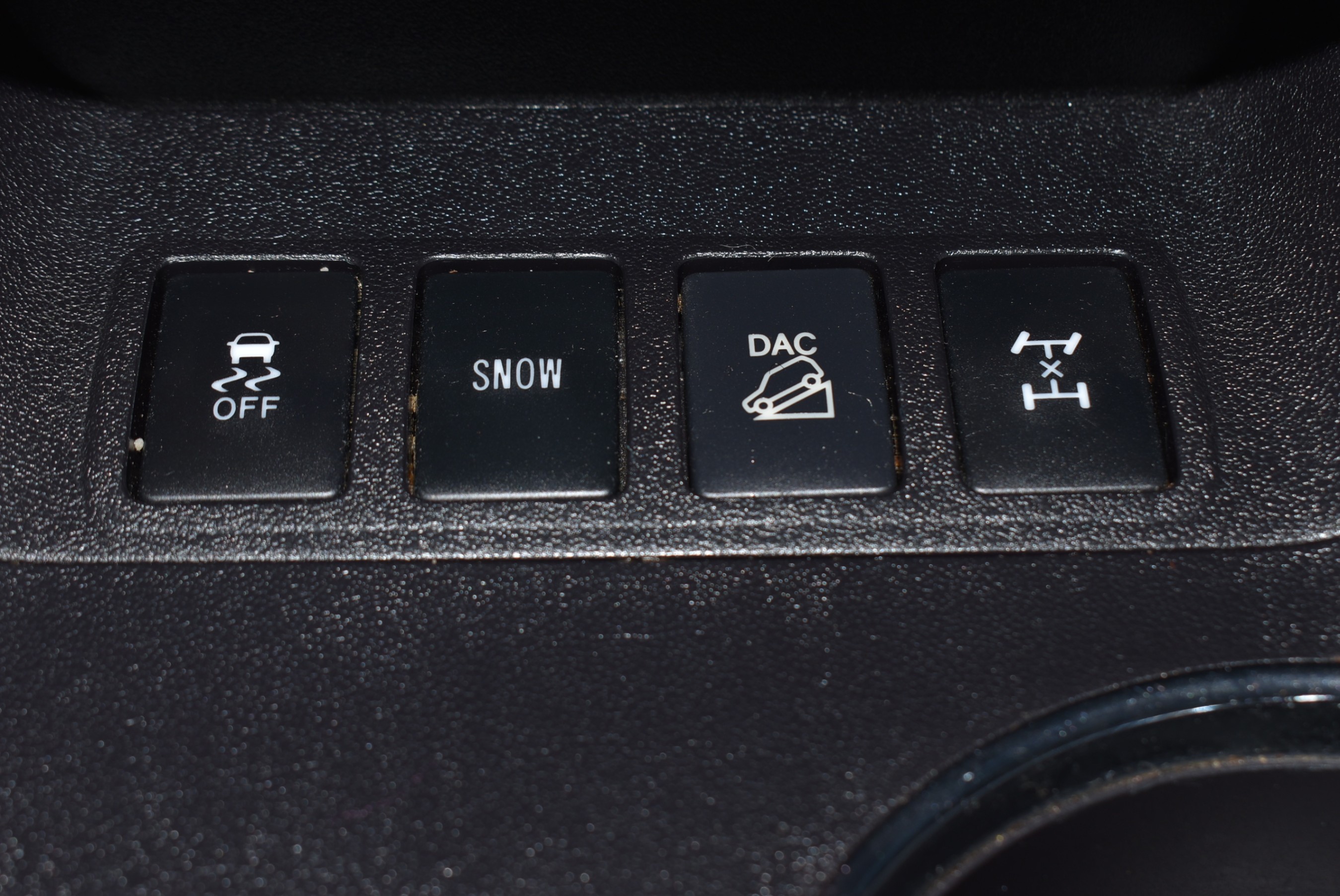 /driveonautoscanadaltd/2015-Toyota-Highlander-31812494986568796.jpg