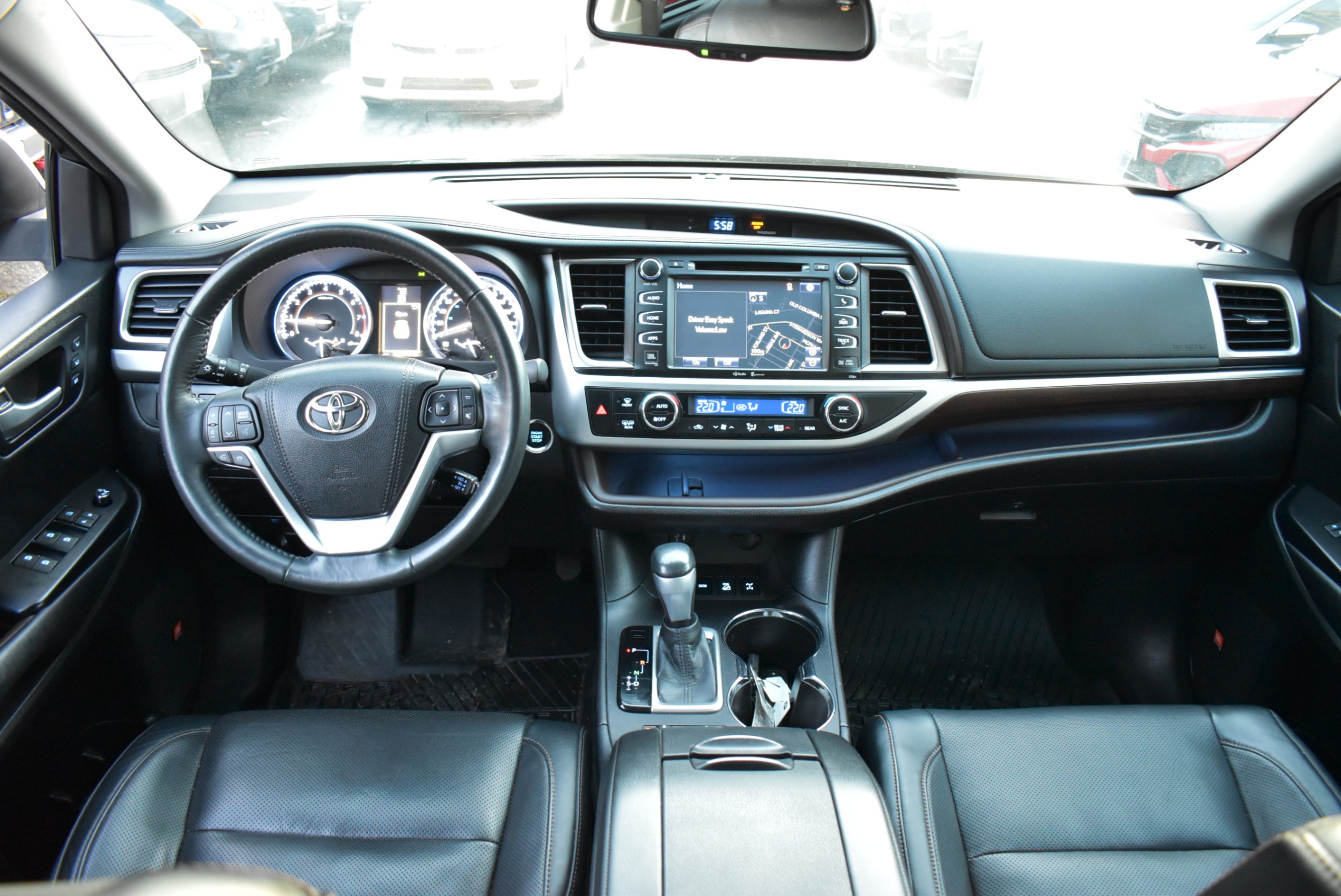 /driveonautoscanadaltd/2015-Toyota-Highlander-6177490584407952.jpg
