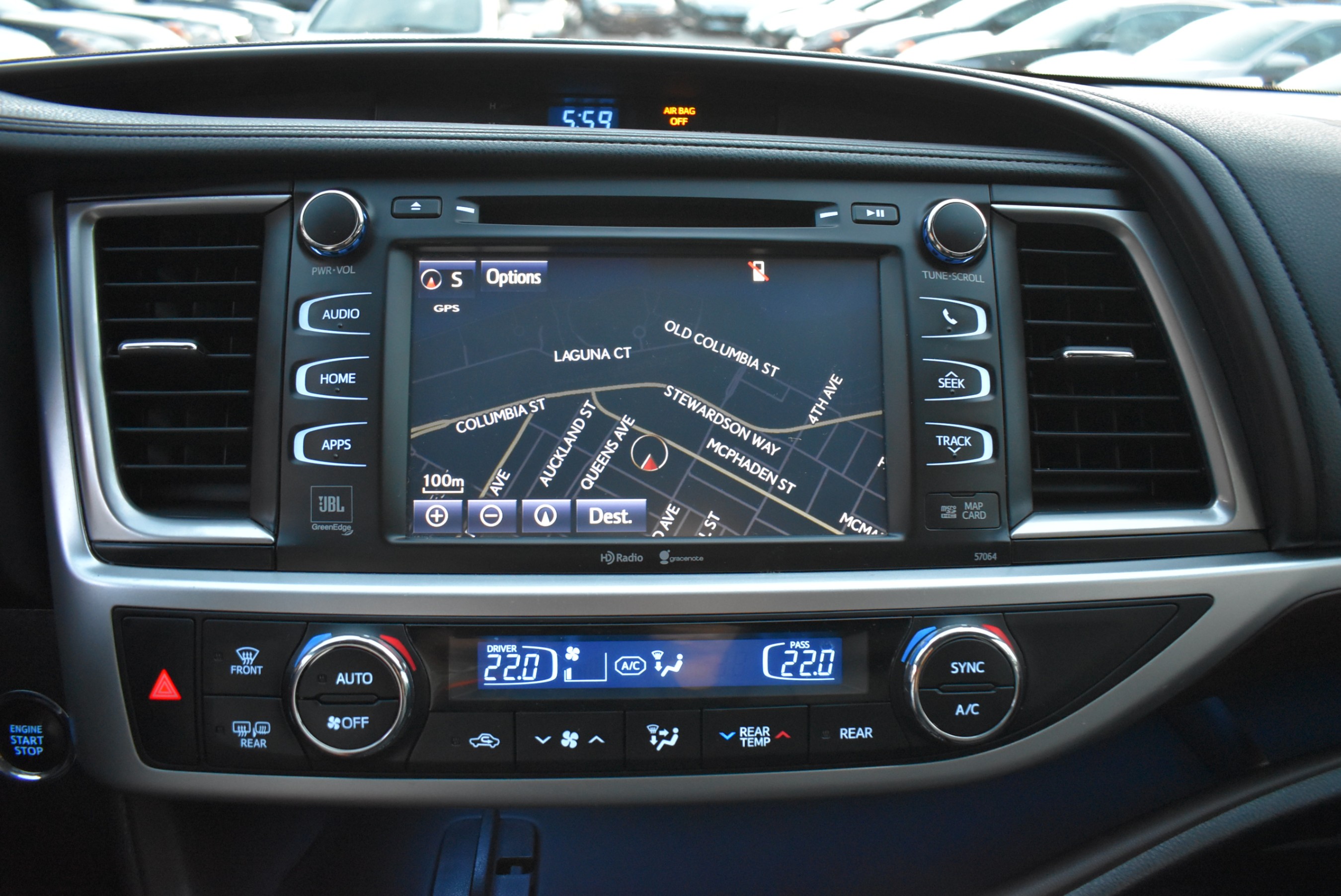 /driveonautoscanadaltd/2015-Toyota-Highlander-7252384235786116.jpg