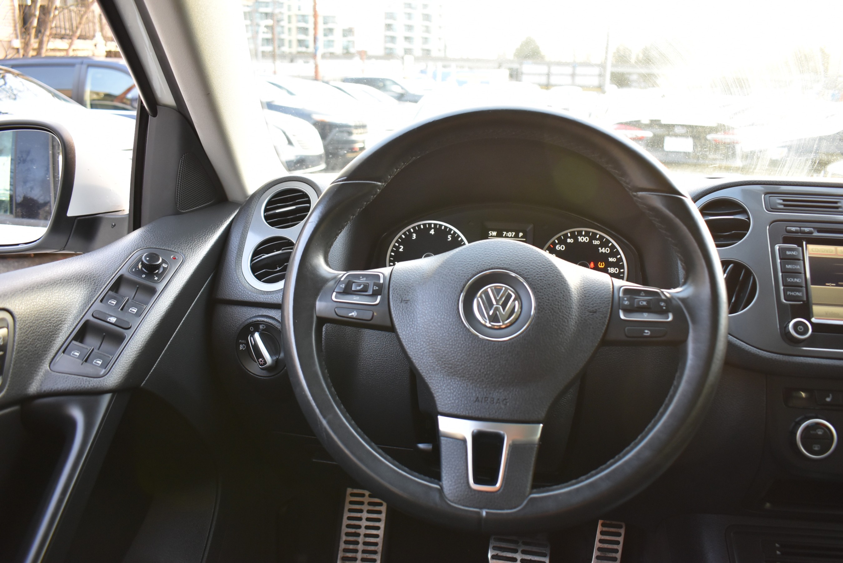 /driveonautoscanadaltd/2015-Volkswagen-Tiguan-9219405740096633.jpg