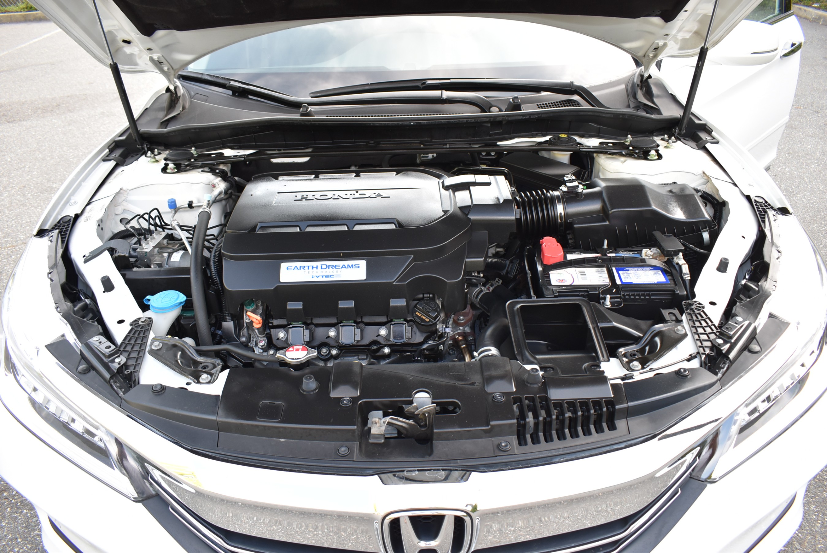 /driveonautoscanadaltd/2016-Honda-AccordSedan-15209757193392814.jpg